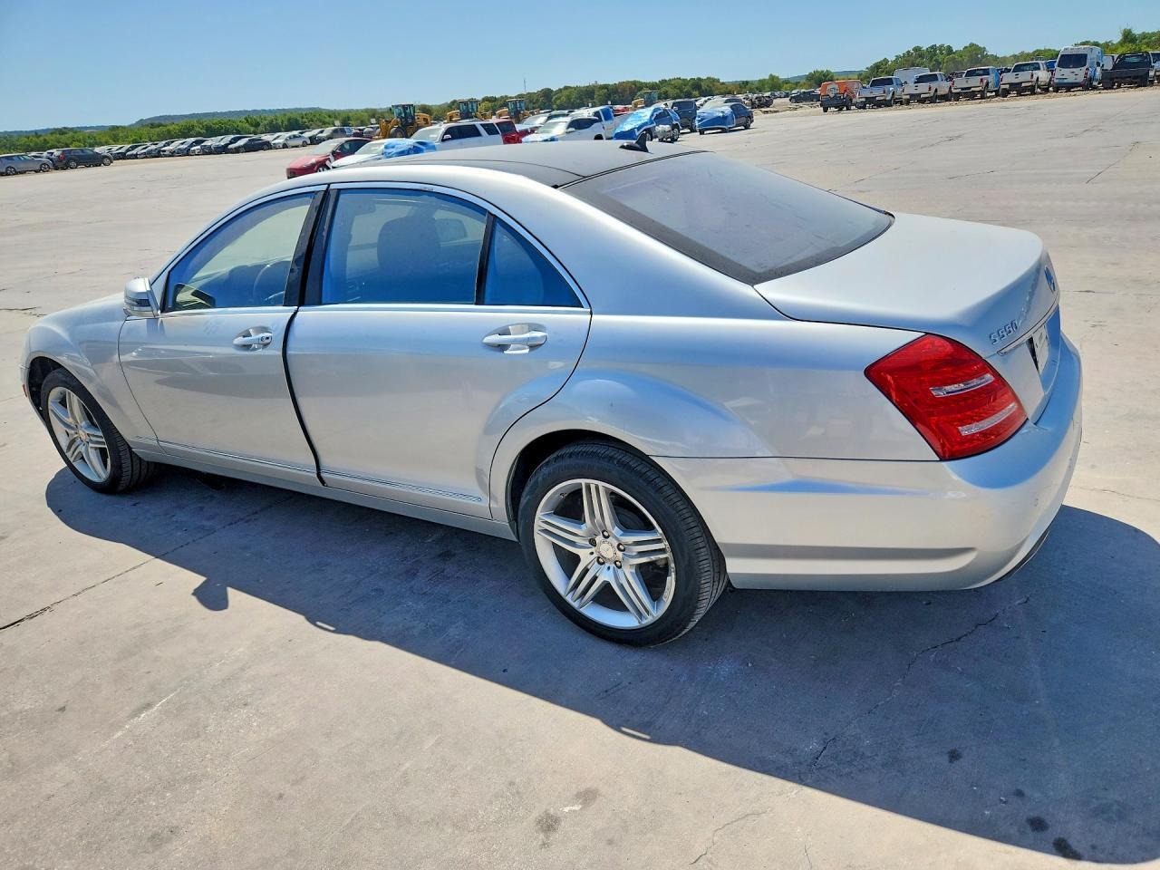 2013 Mercedes-Benz S 550 - Фото 2