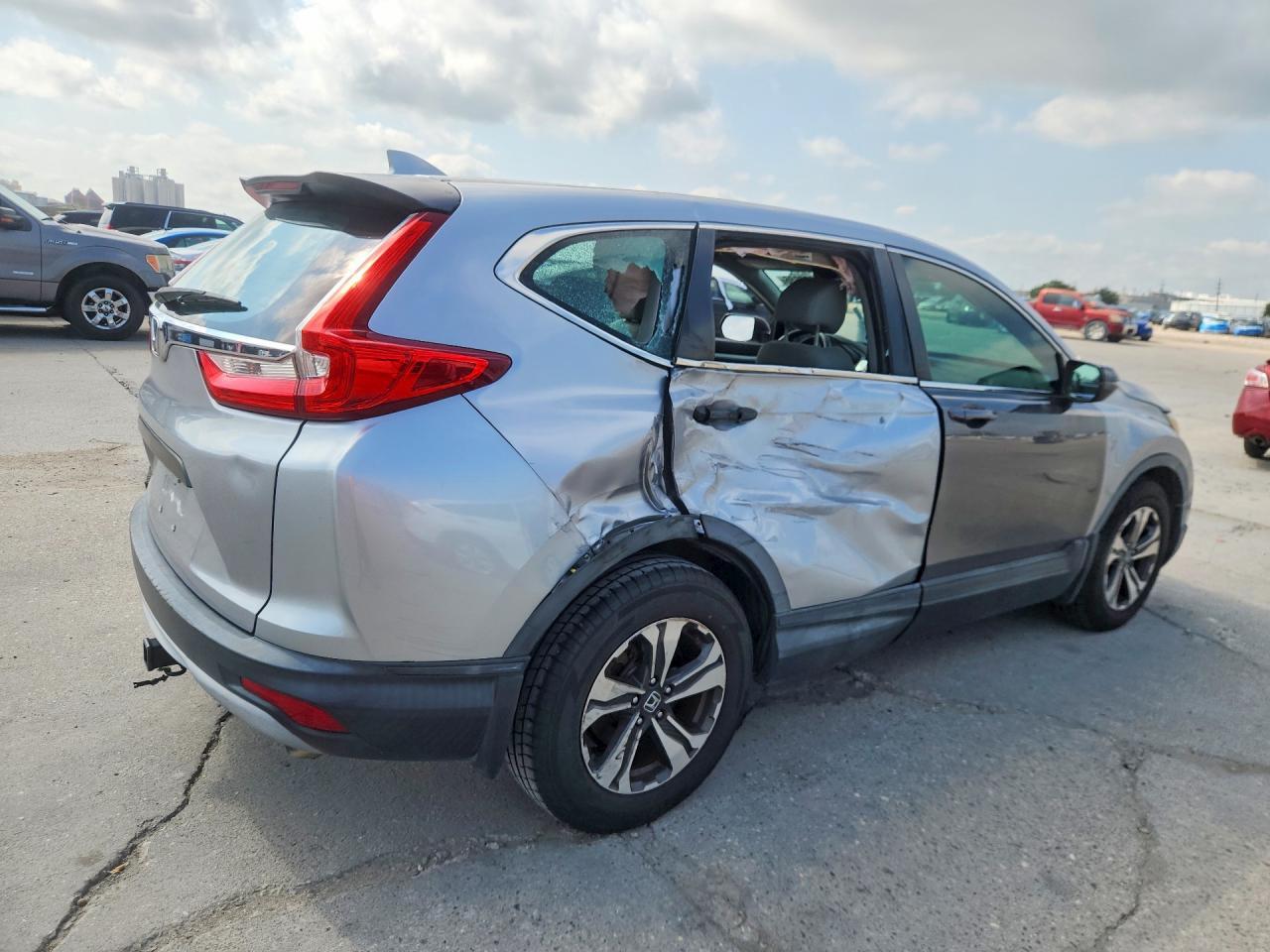 2017 Honda Cr-V Lx - Фото 3