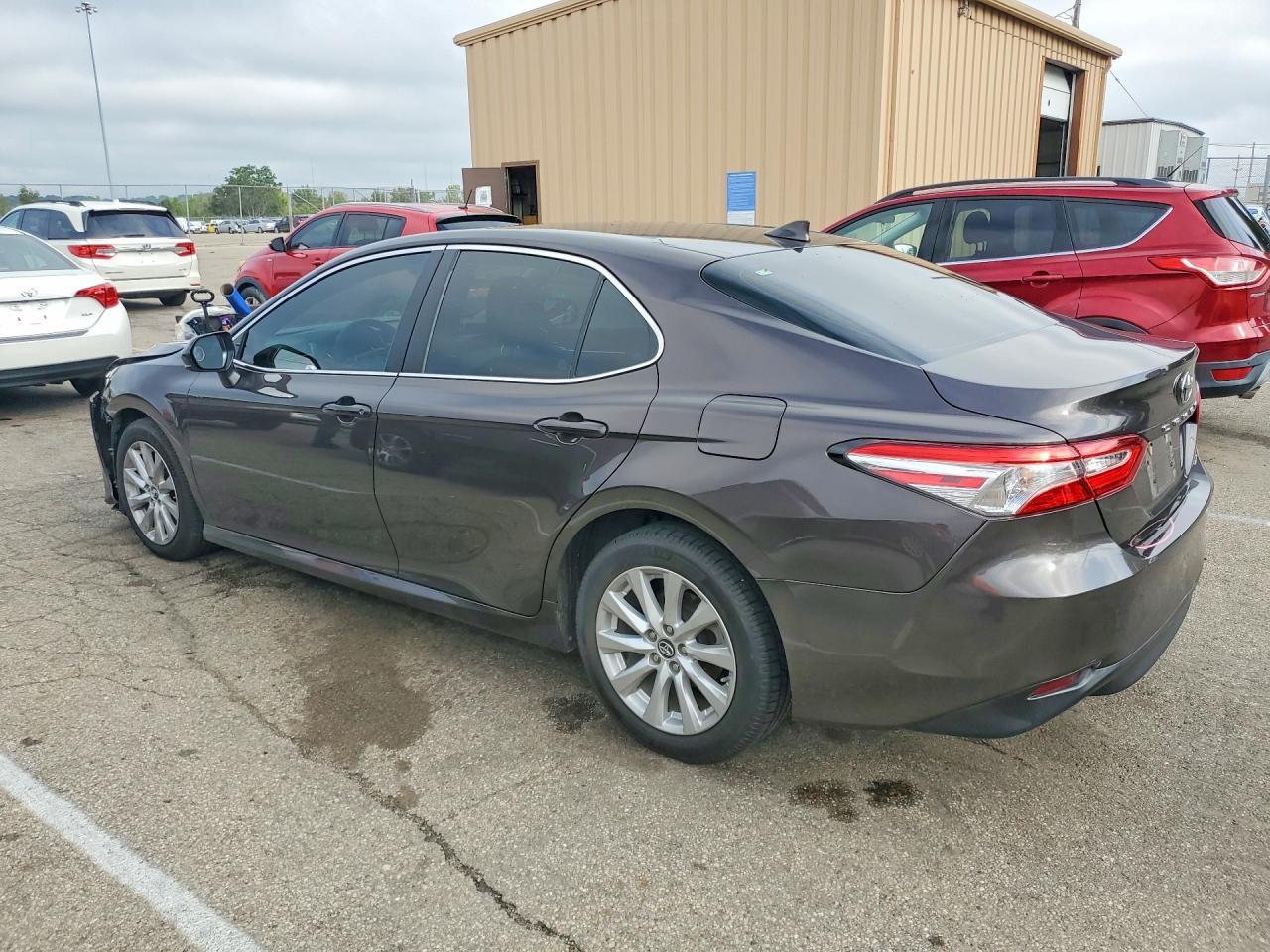 2019 Toyota Camry Le - Image 2