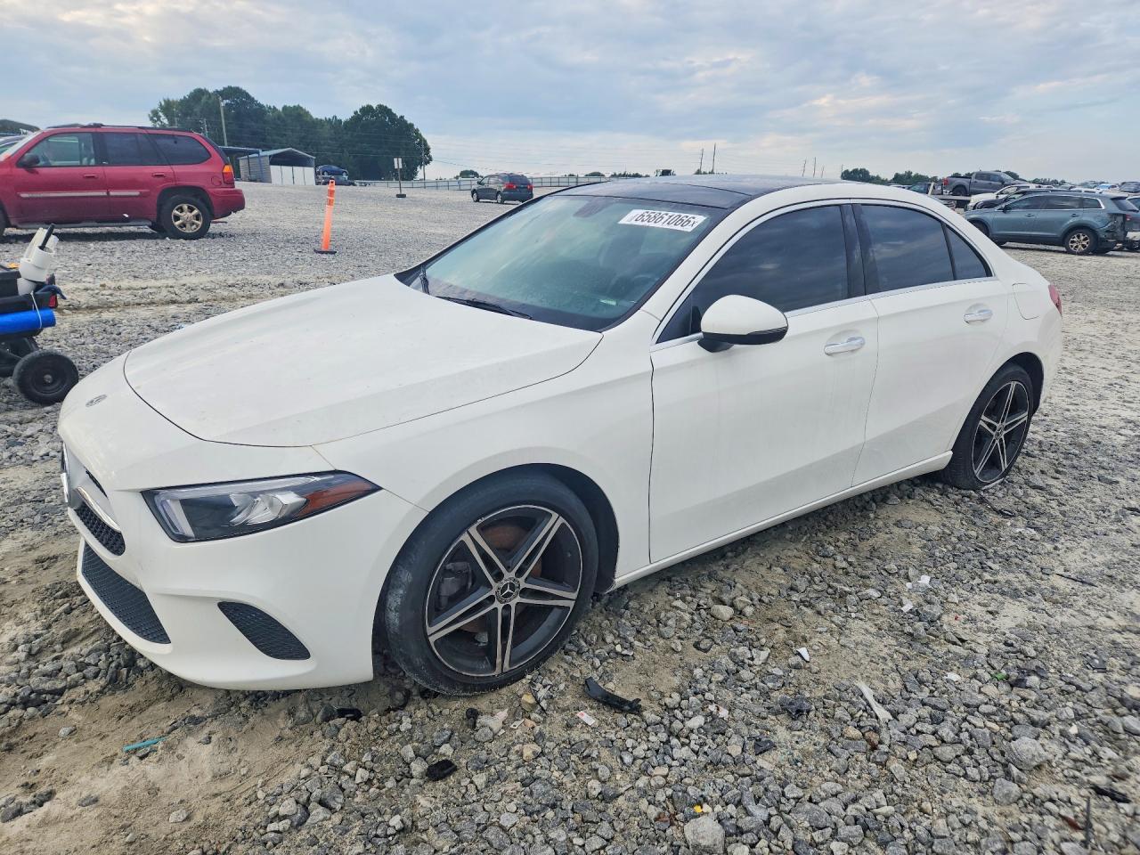 2019 Mercedes-Benz A 220