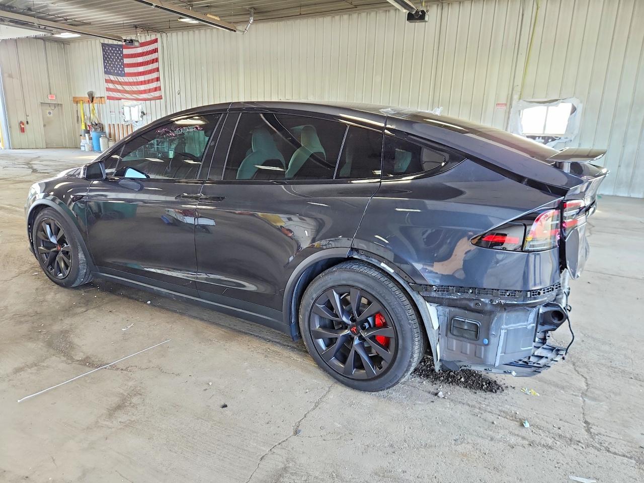 2023 Tesla Model X - Фото 2