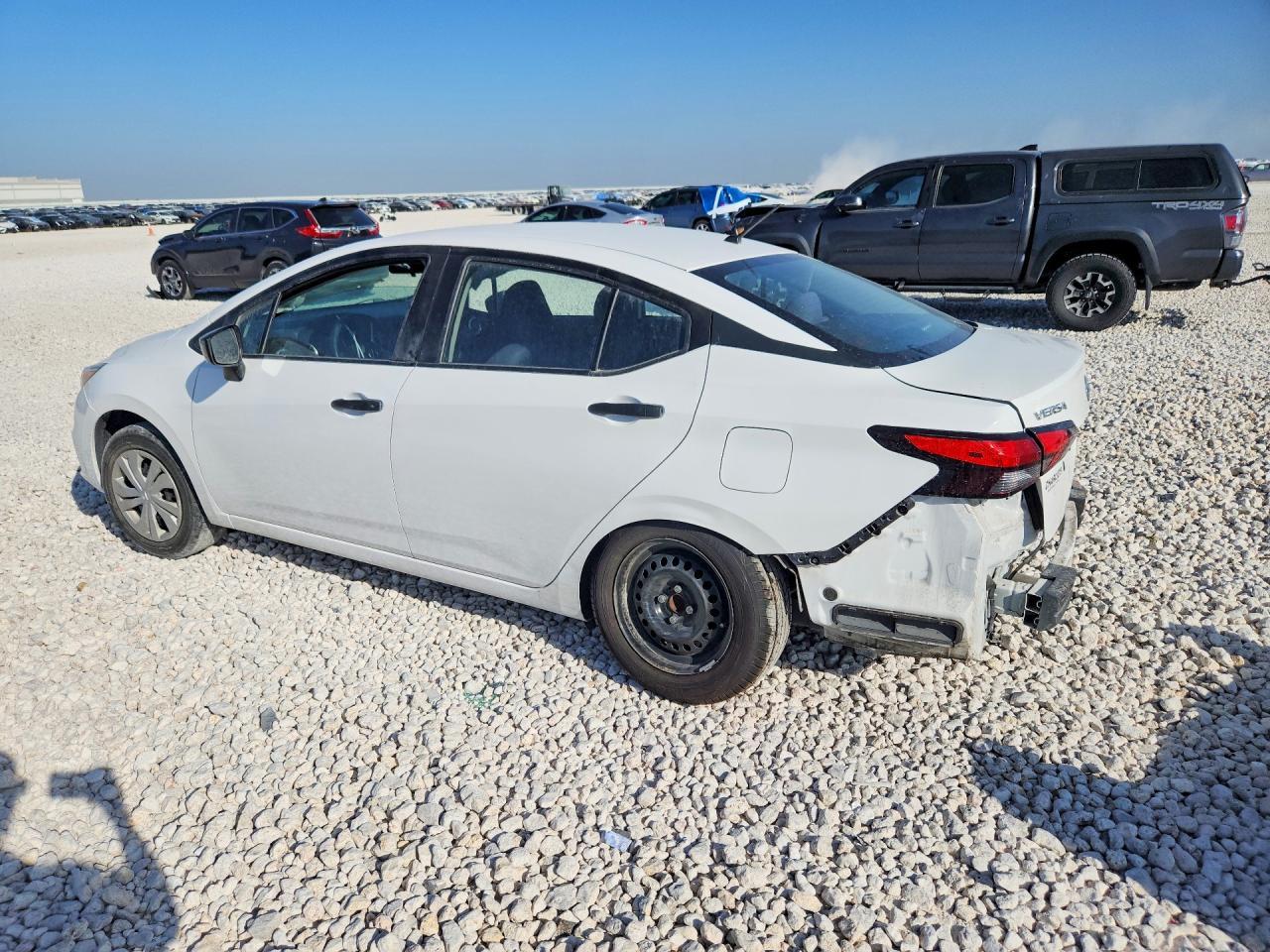 2021 Nissan Versa S - Image 2