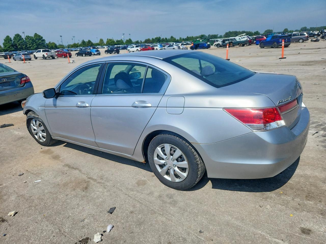 2011 Honda Accord Lx - Фото 2
