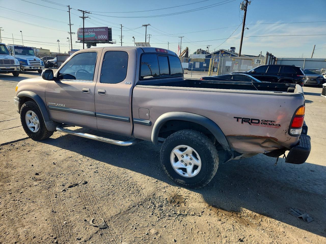 2002 Toyota Tundra Sr5 V8 - Фото 2