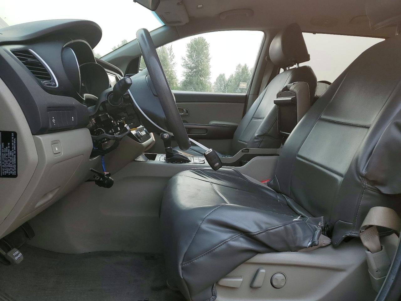 2015 Kia Sedona Lx - Фото 7