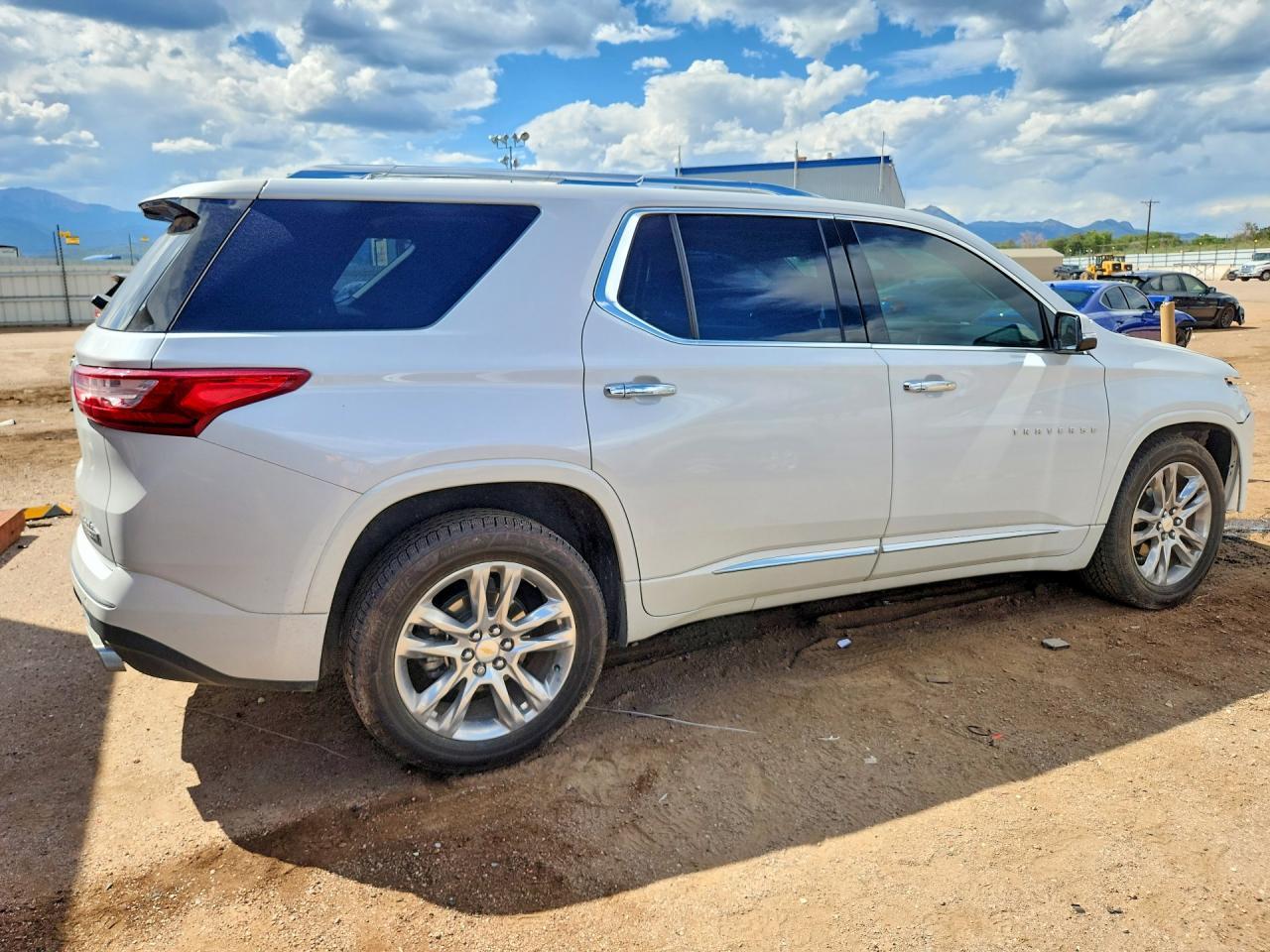2019 Chevrolet Traverse High Country - Фото 3