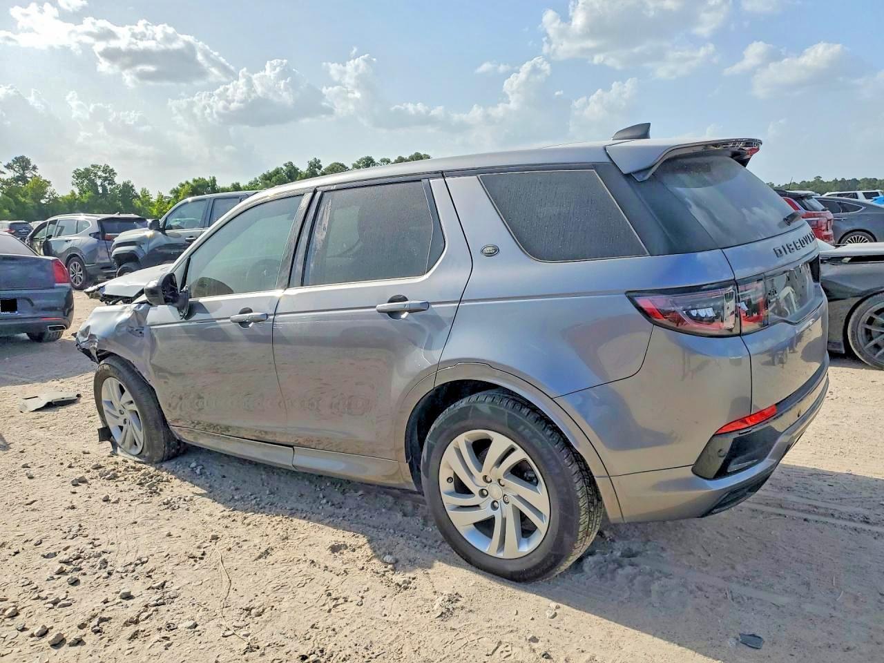 2020 Land Rover Discovery Sport S R-Dynamic - Image 3