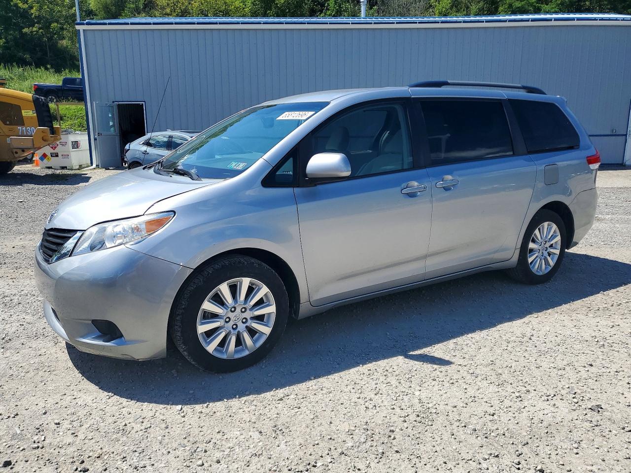 2014 Toyota Sienna Le