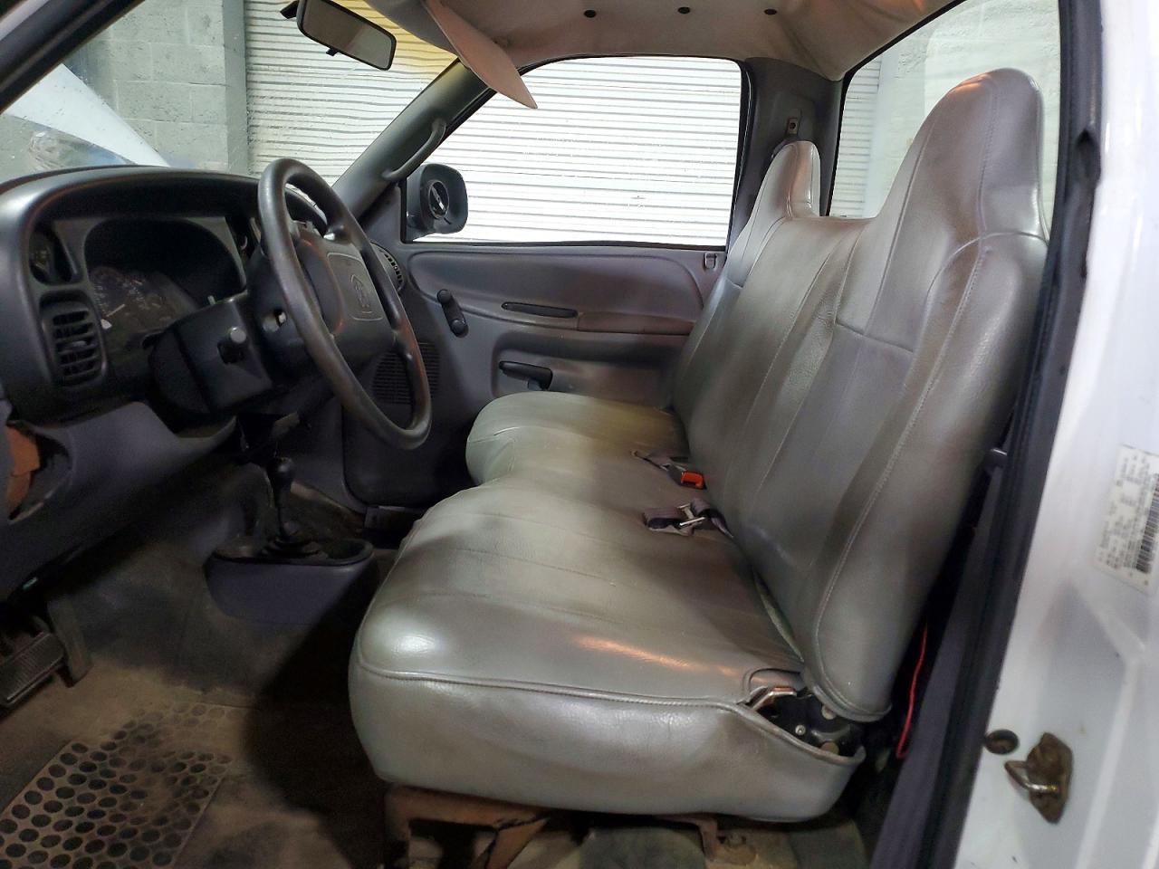 2000 Dodge Ram 1500 - Image 7