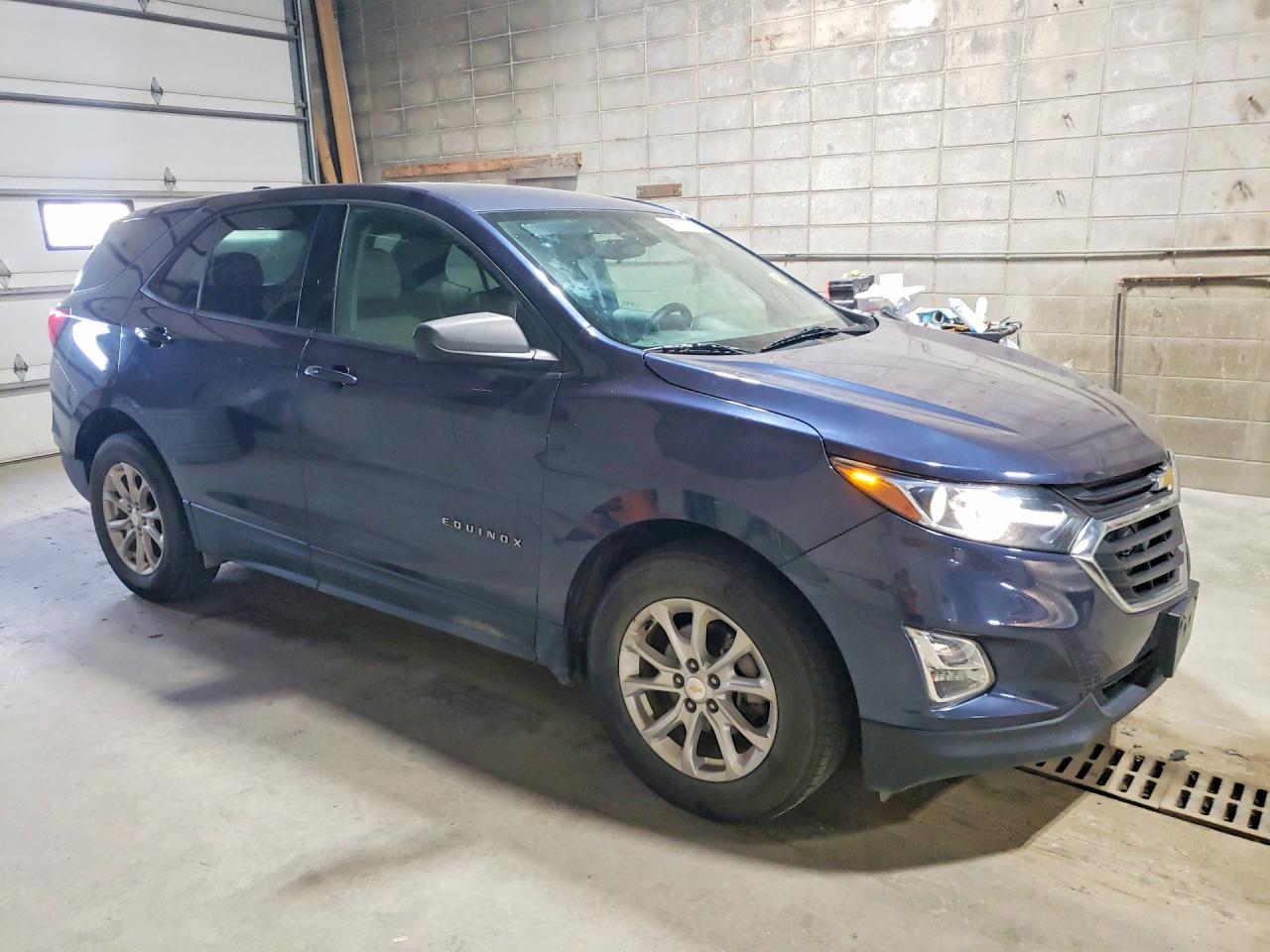 2019 Chevrolet Equinox Ls - Фото 4