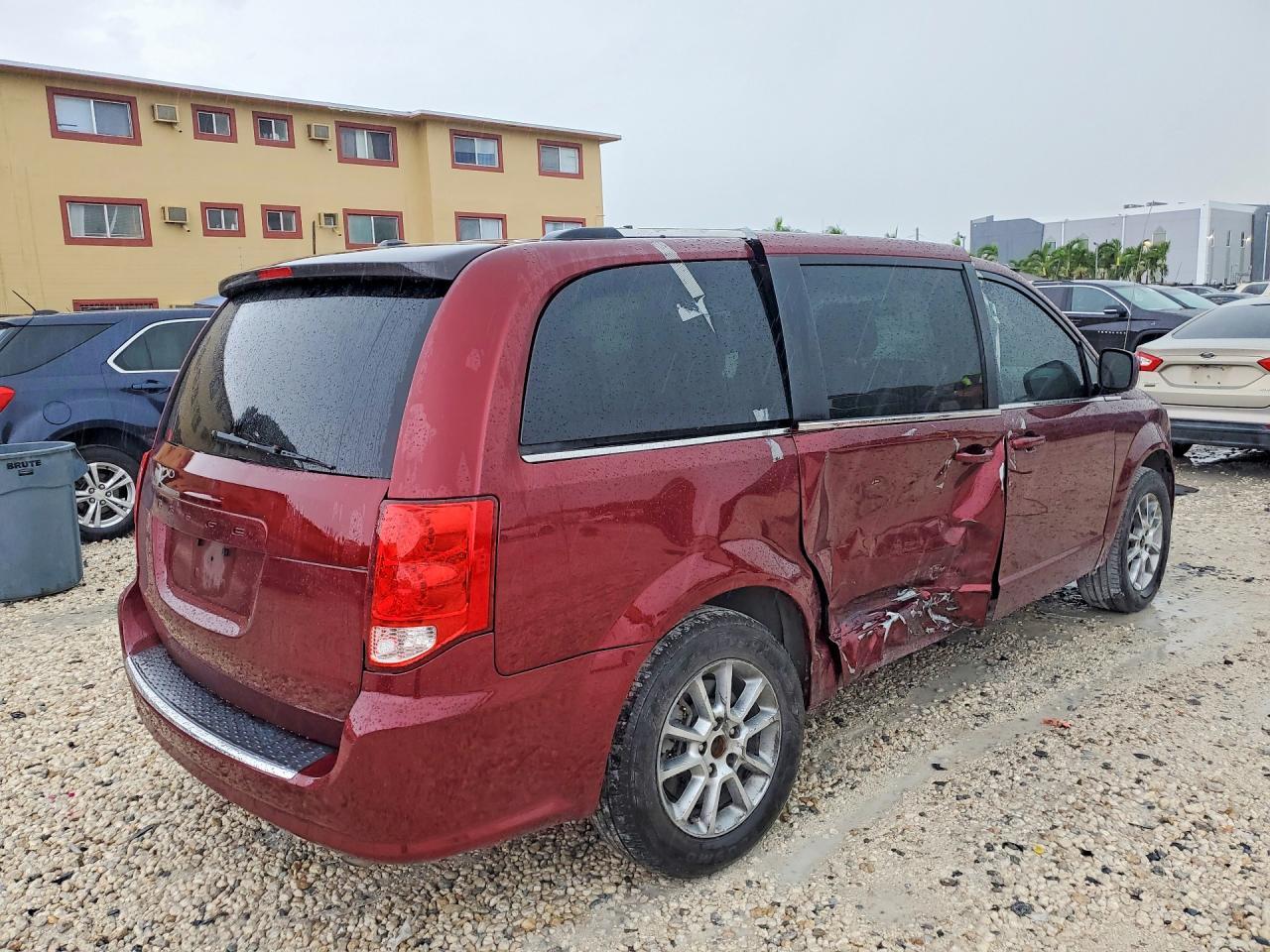 2018 Dodge Grand Caravan Sxt - Фото 3
