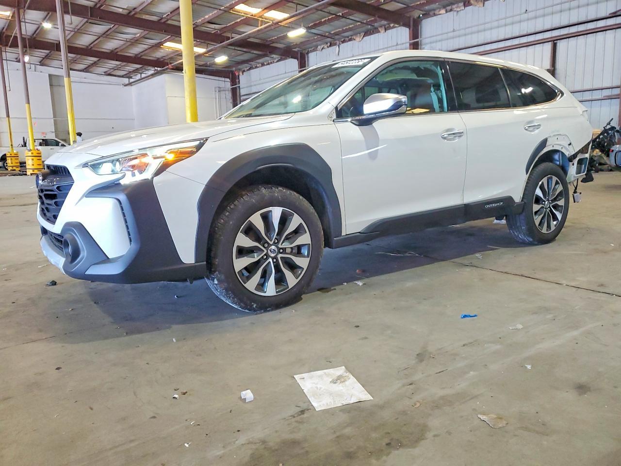 2025 Subaru Outback Touring