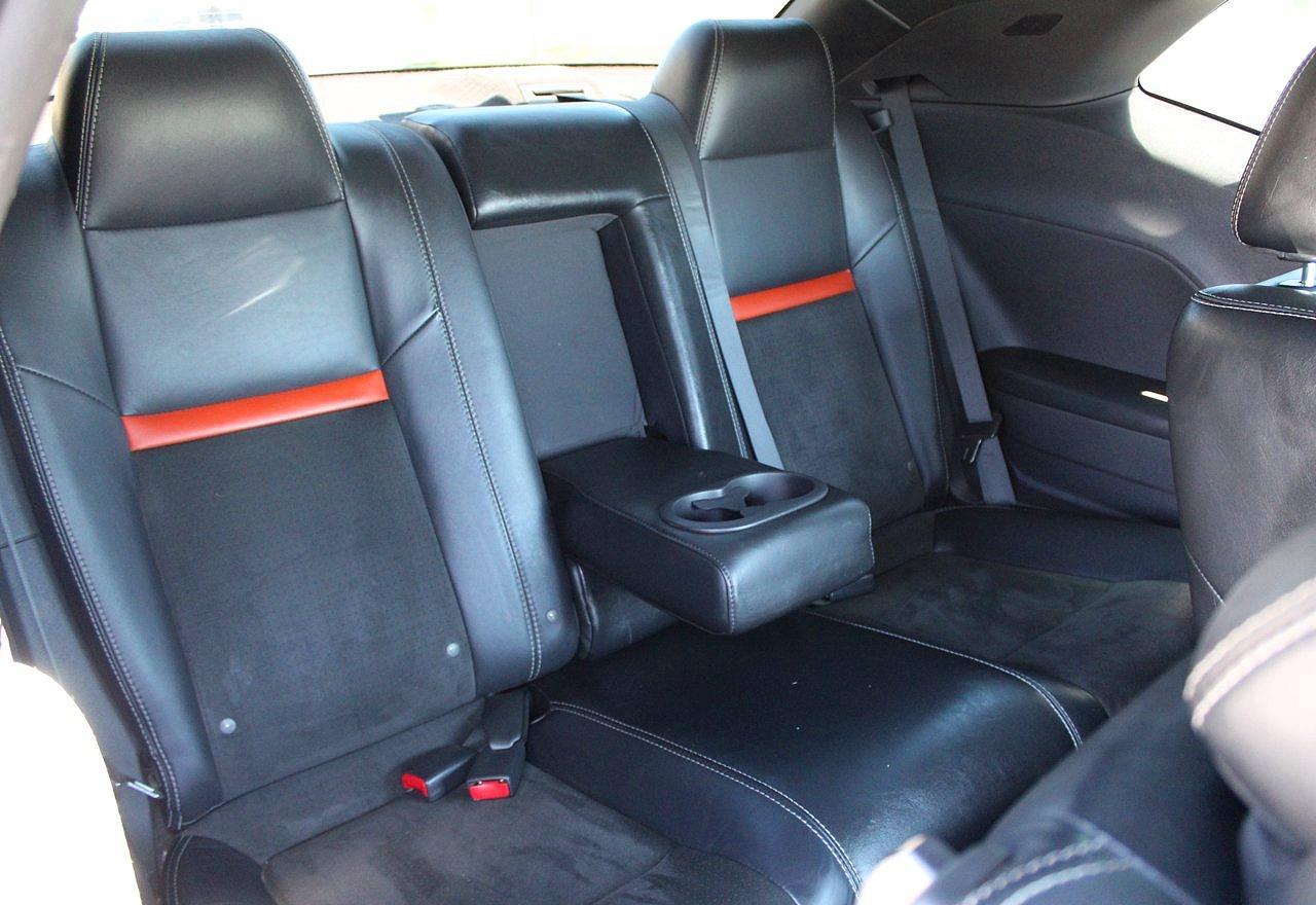 2008 Dodge Challenger Srt-8 - Image 6