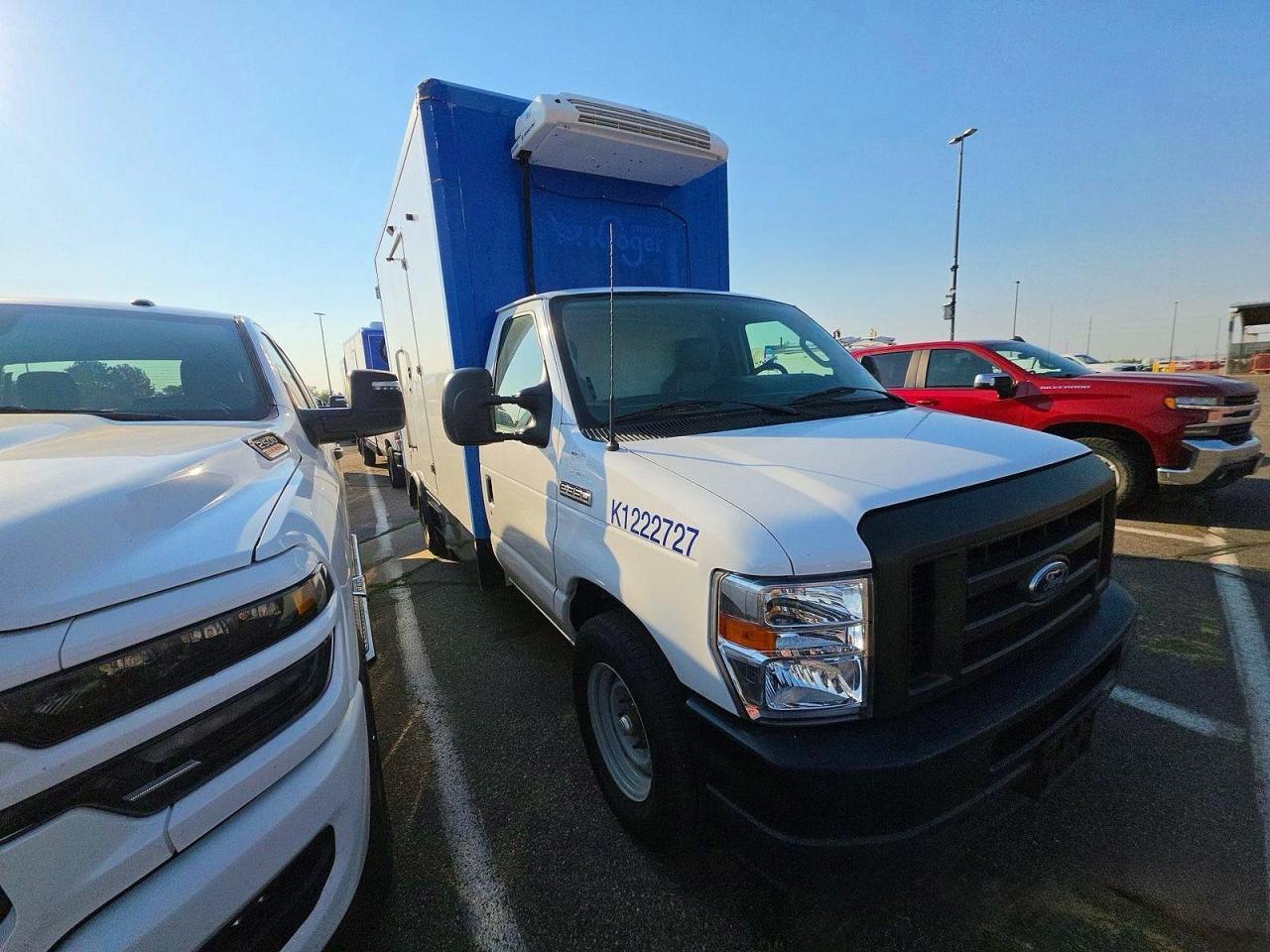 2023 Ford Econoline E350 Super Duty Cutaway Van - Image 2