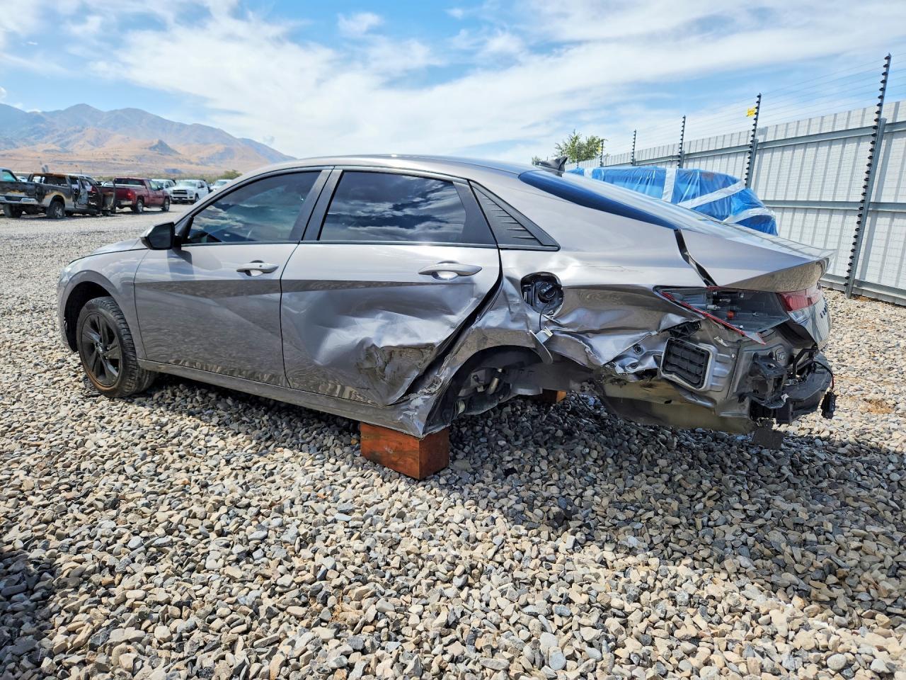 2021 Hyundai Elantra Sel - Фото 2