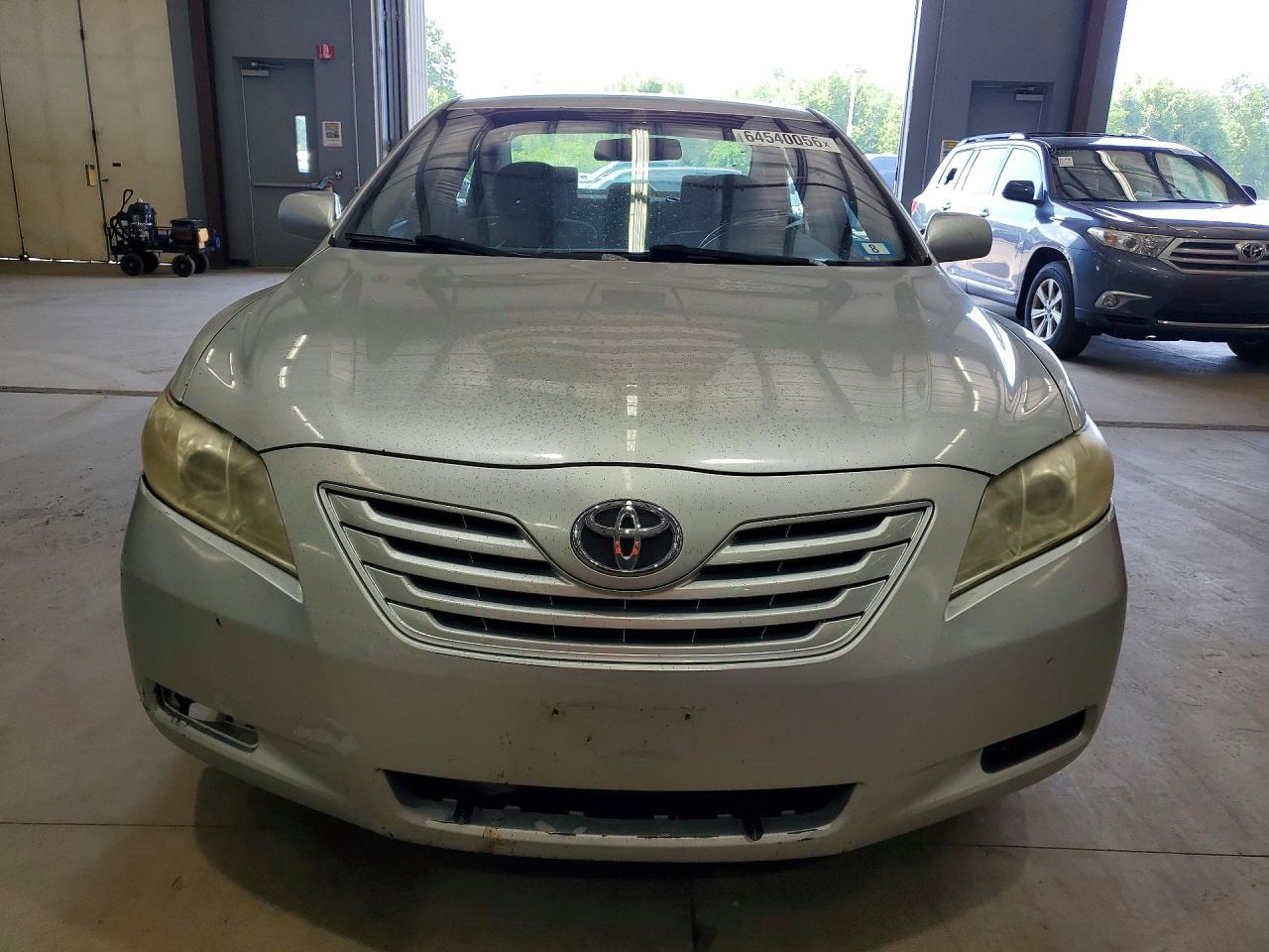 2007 Toyota Camry Le - Image 5