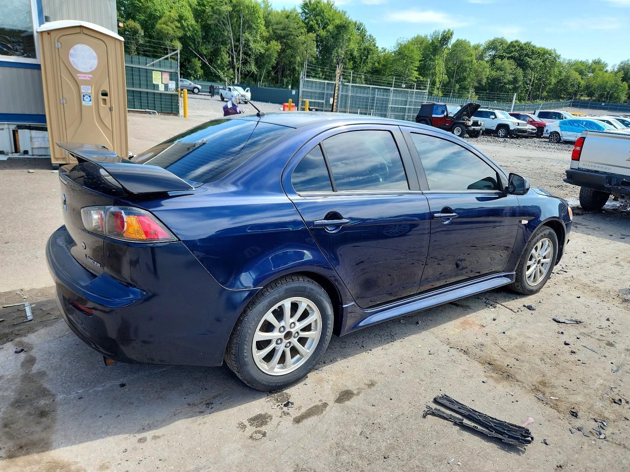 2014 Mitsubishi Lancer Es/Es Sport - Фото 3