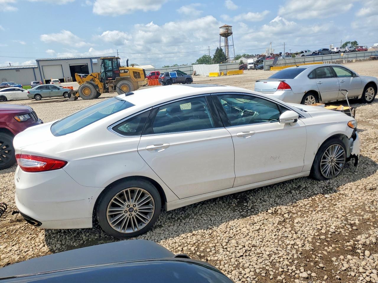 2016 Ford Fusion Se - Image 3