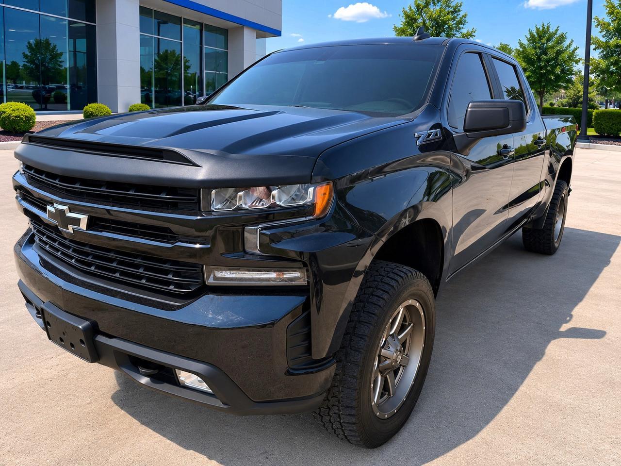 2020 Chevrolet Silverado K1500 Rst - Image 2