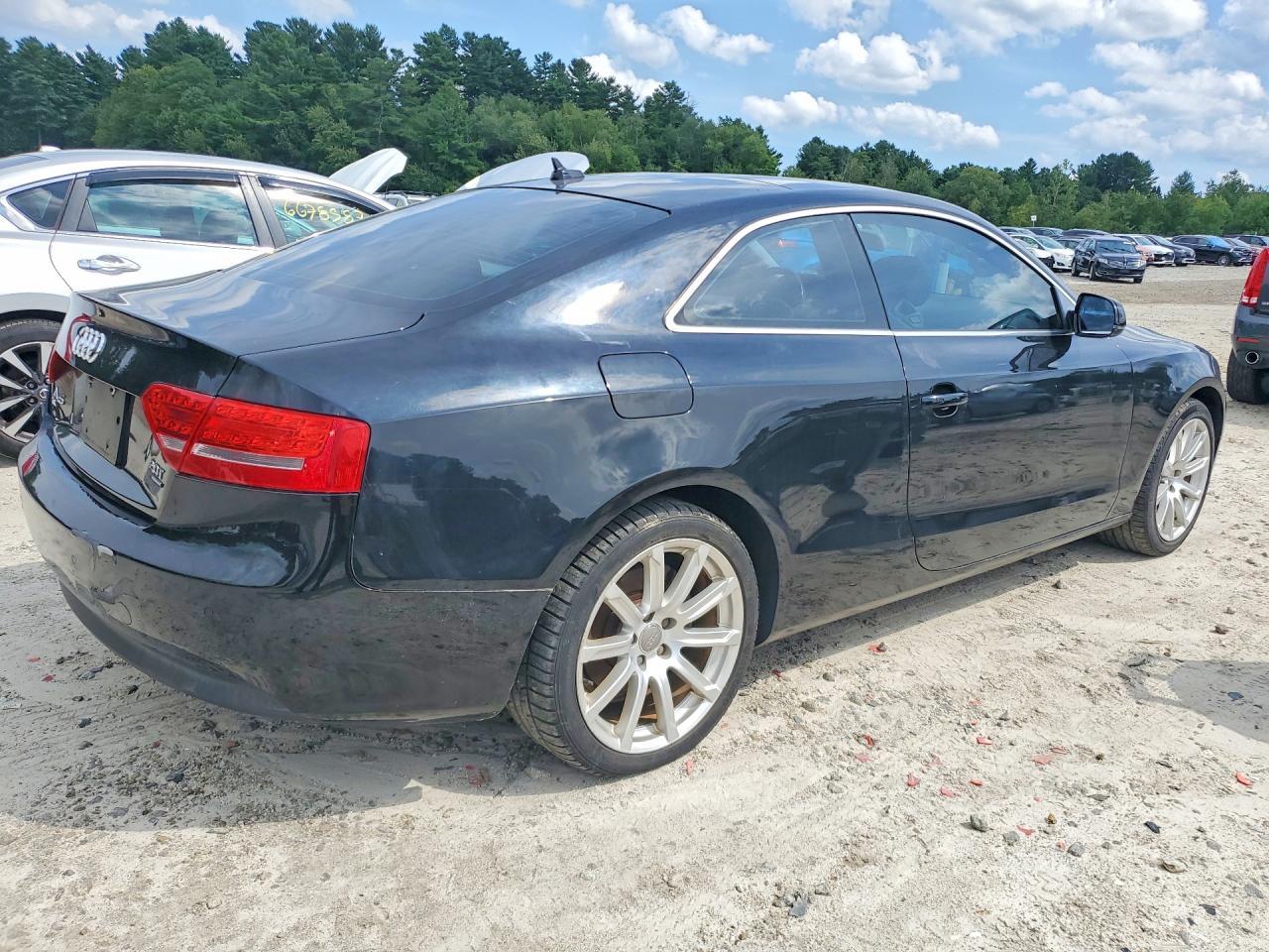 2011 Audi A5 Premium Plus - Фото 3