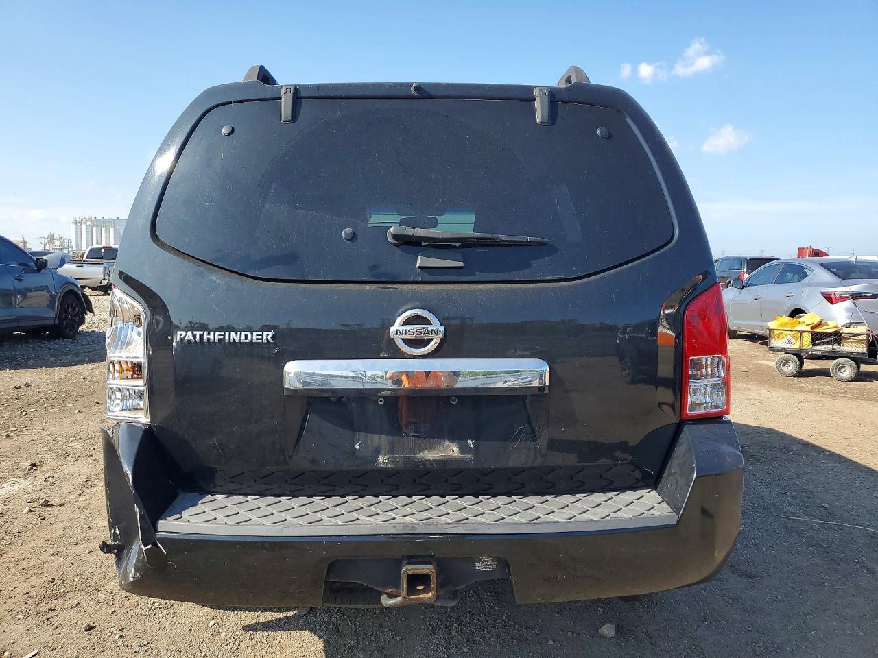 2012 Nissan Pathfinder S - Фото 6
