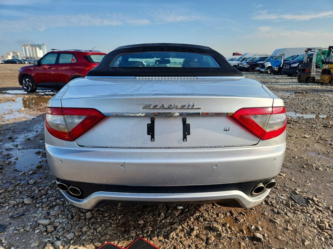 2011 Maserati Granturismo S - Image 6