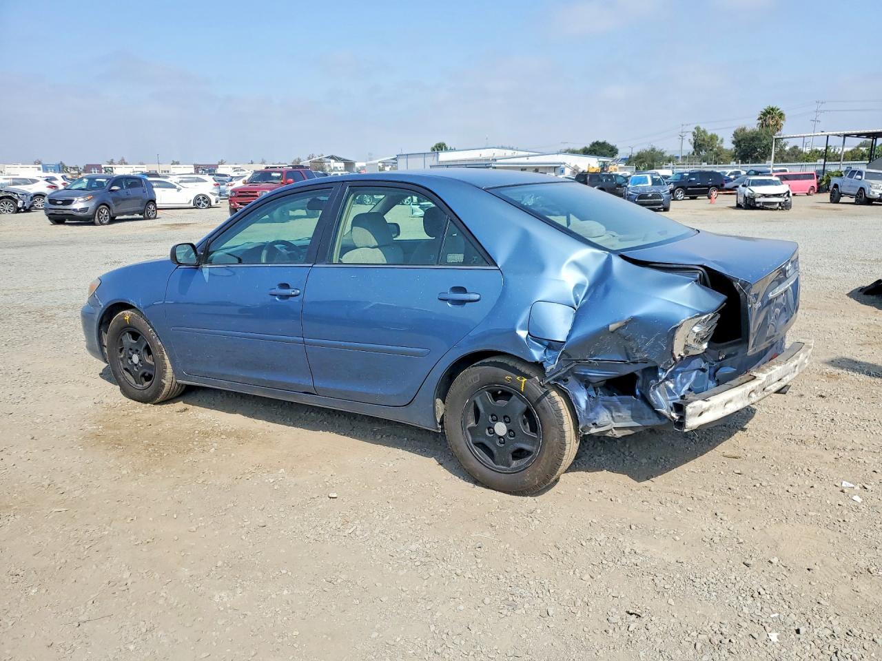 2003 Toyota Camry Le - Image 2