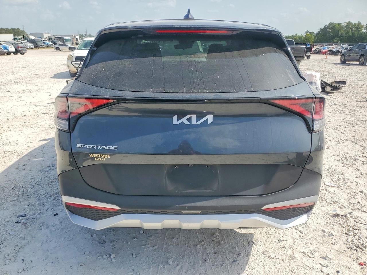 2024 Kia Sportage Ex - Image 6