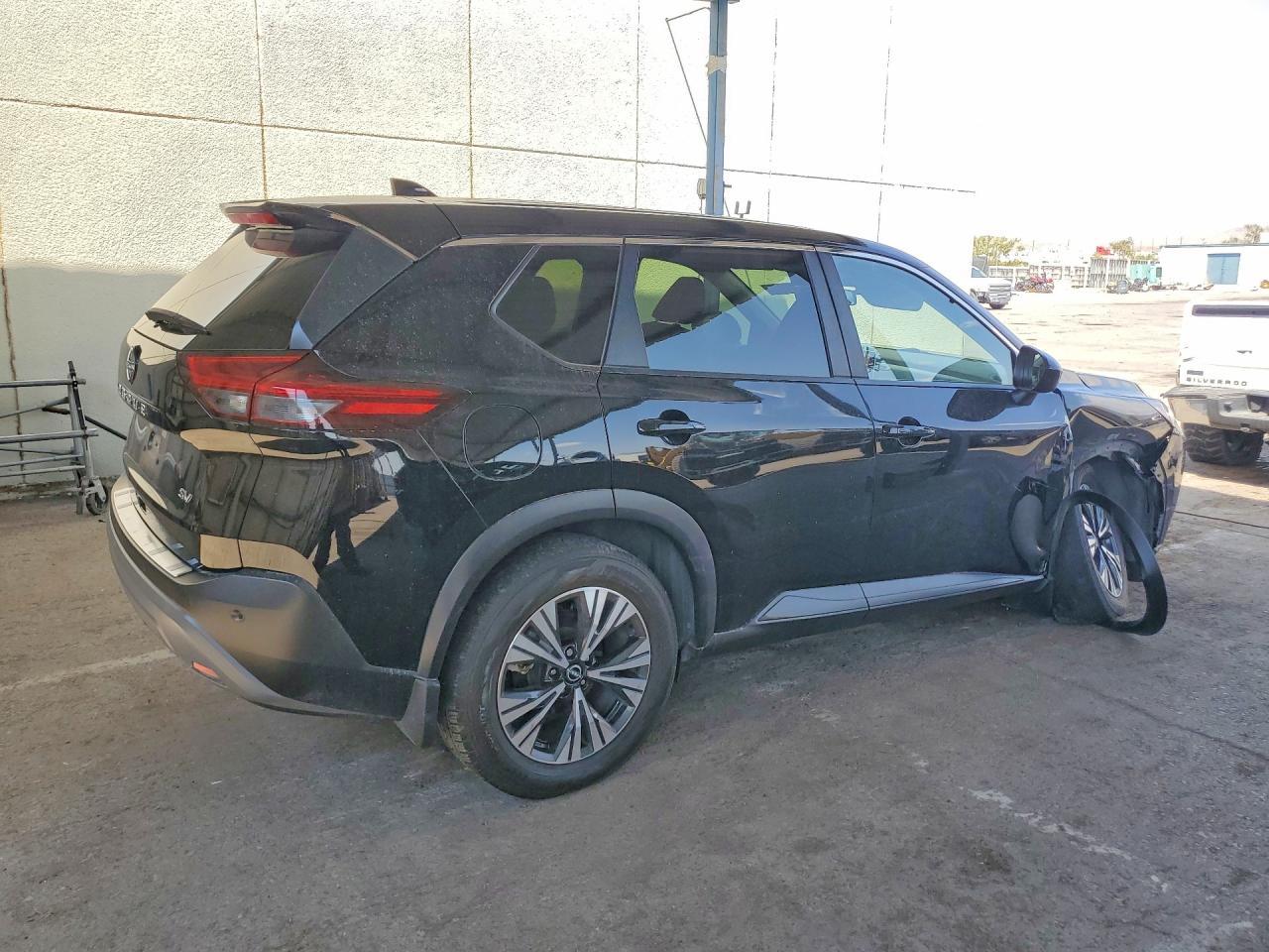 2023 Nissan Rogue Sv - Фото 3