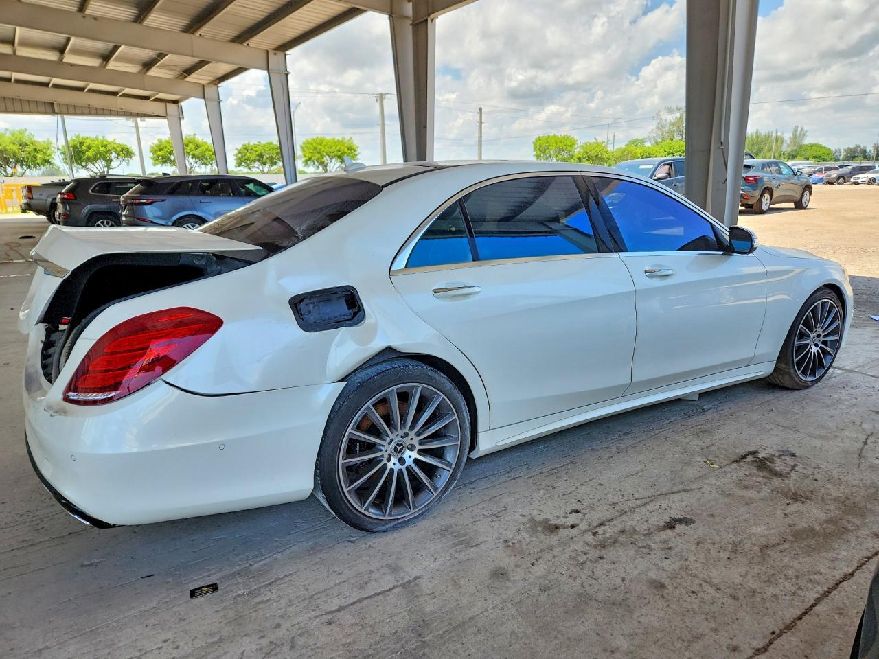 2014 Mercedes-Benz S 550 - Image 3