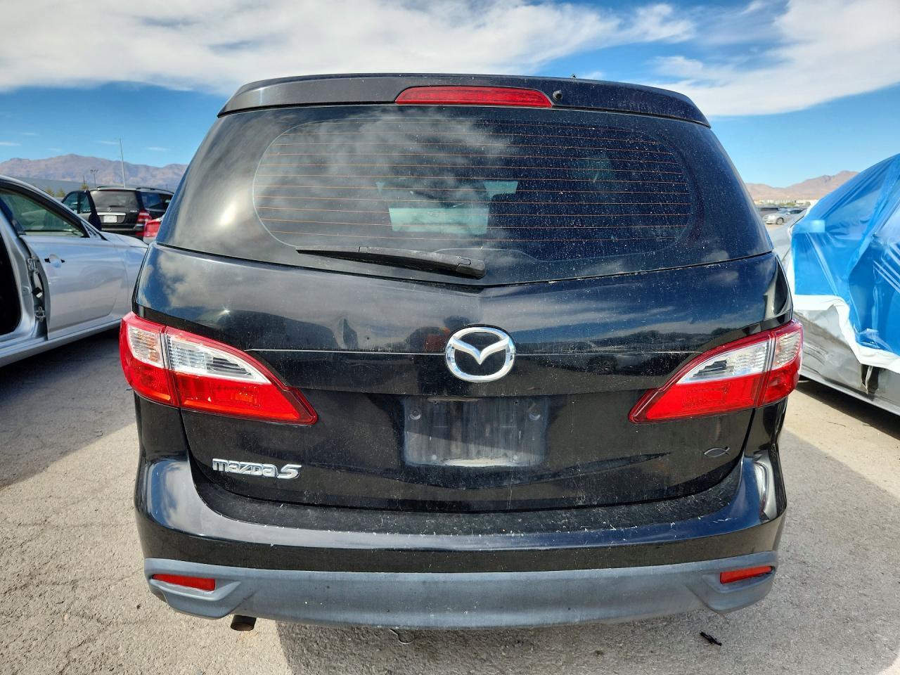 2014 Mazda 5 Sport - Image 6