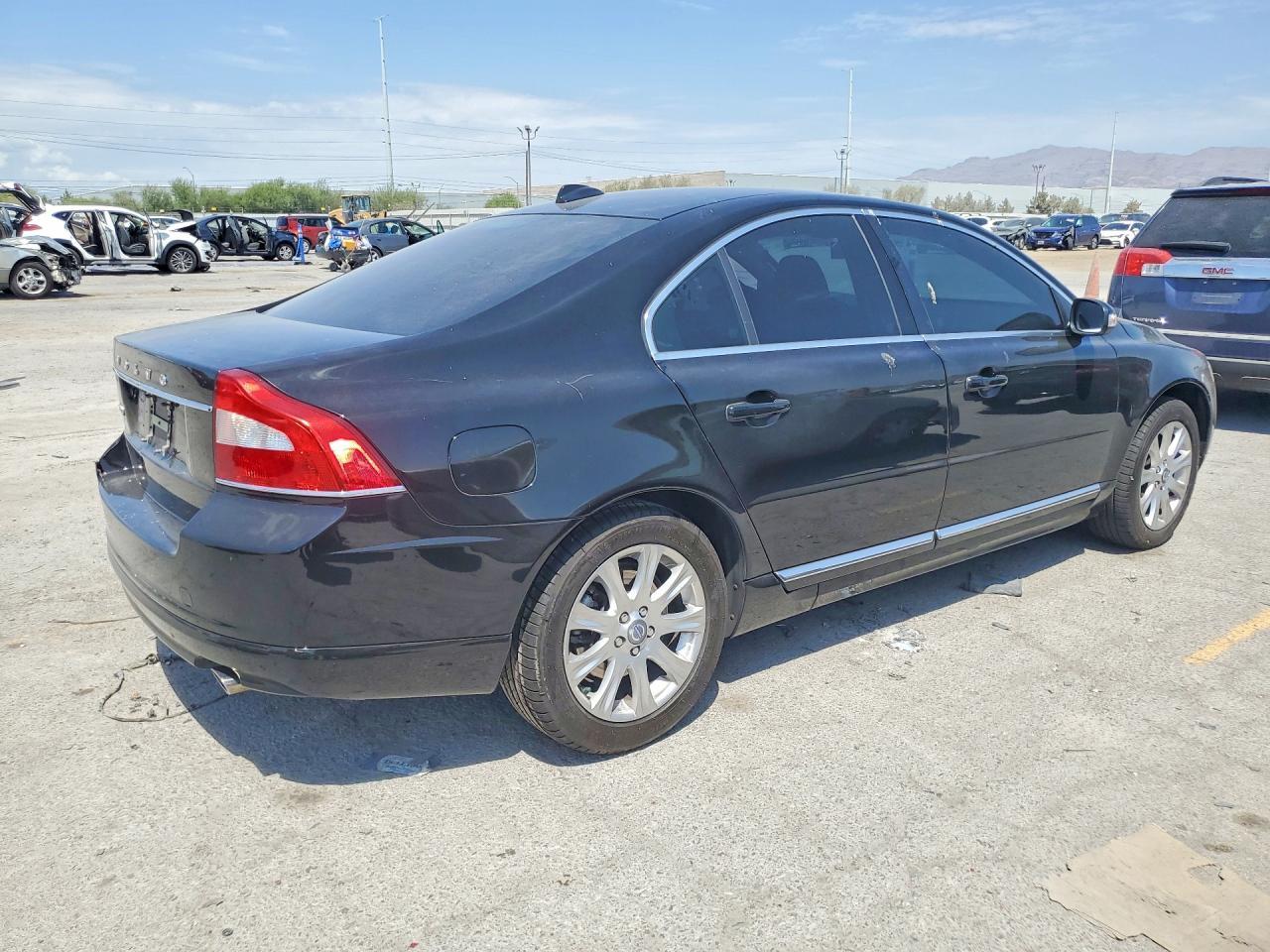2011 Volvo S80 3.2 - Image 3