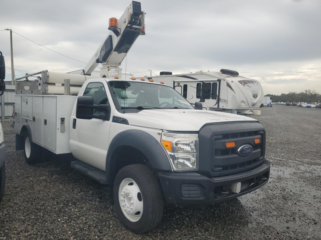 2015 Ford F450 Super - Фото 4