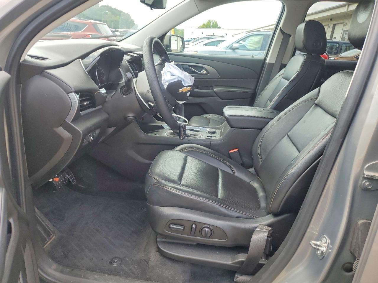 2018 Chevrolet Traverse Premier - Image 7
