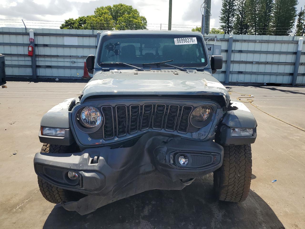 2025 Jeep Gladiator Sport - Фото 5