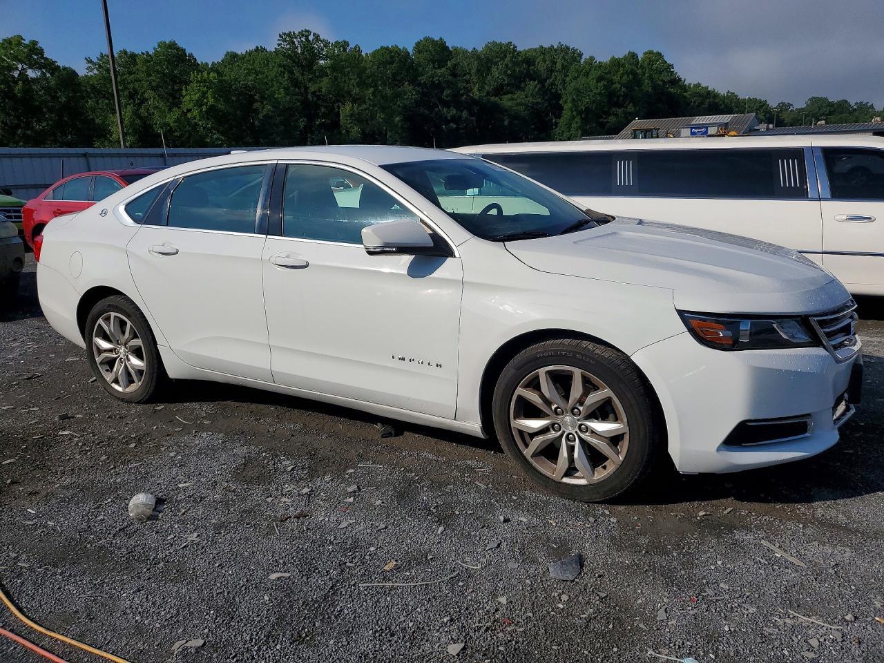 2017 Chevrolet Impala Lt - Image 4