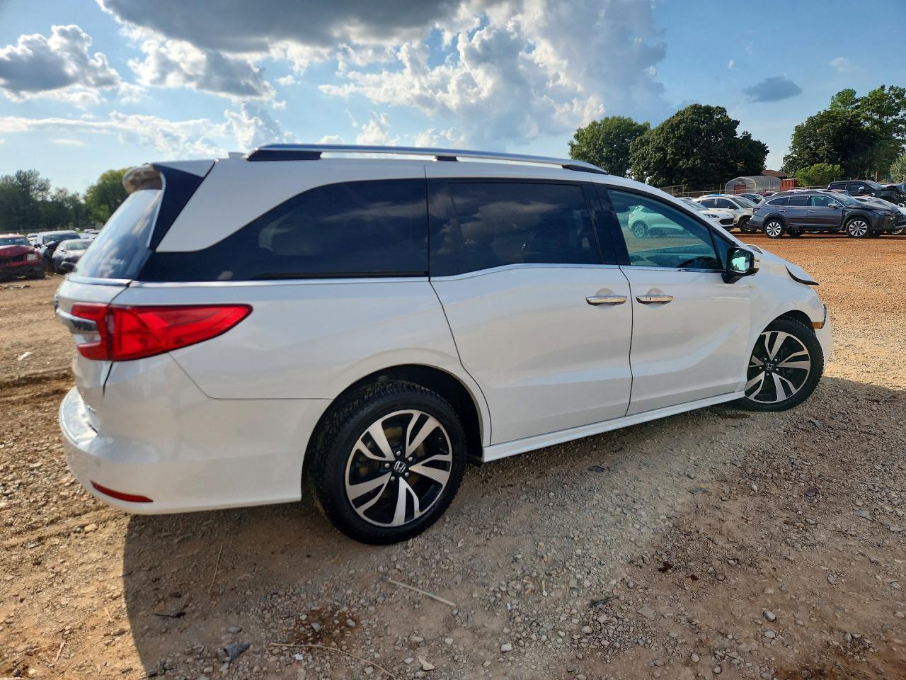 2020 Honda Odyssey Elite - Фото 3