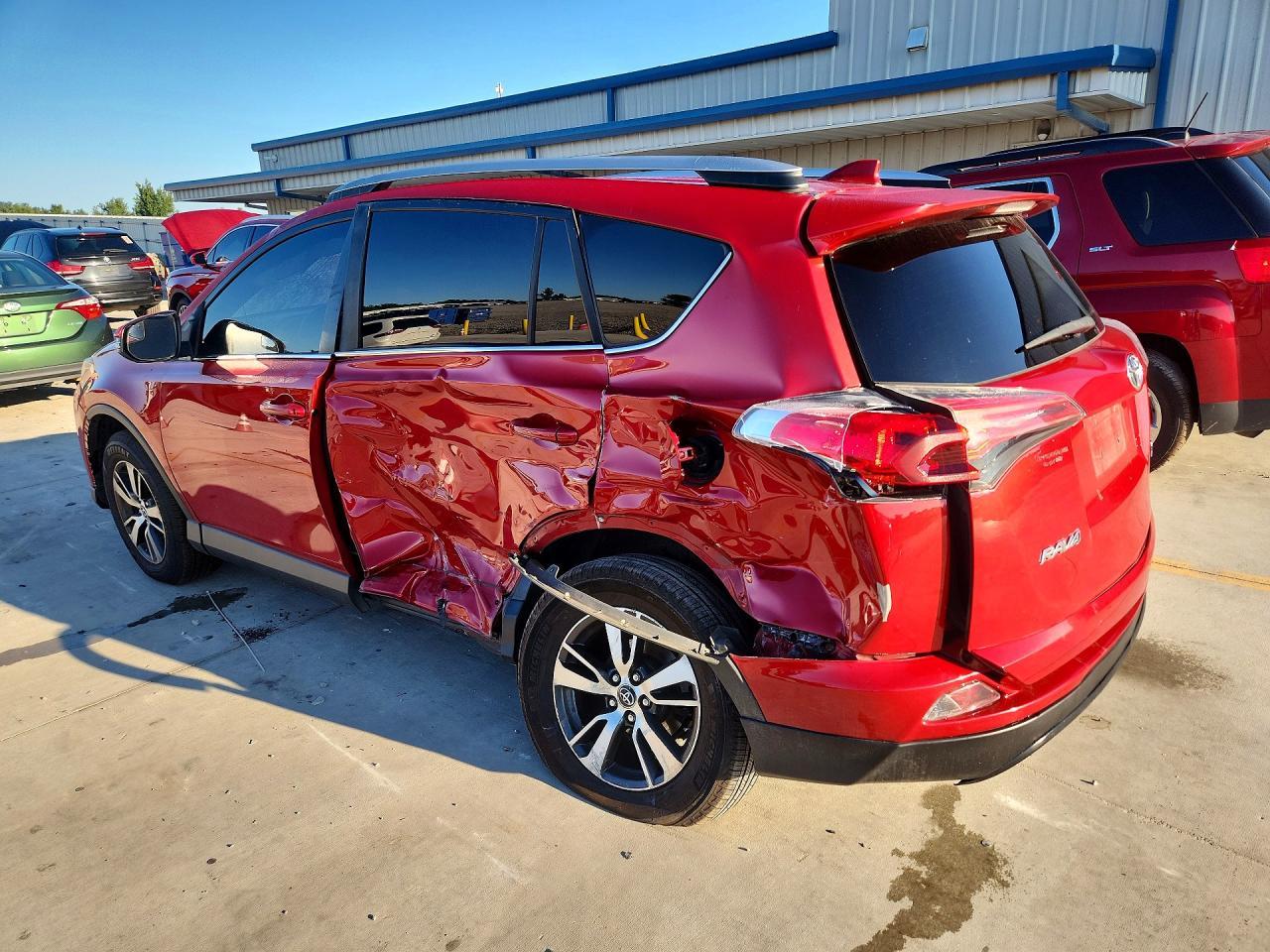2017 Toyota Rav4 Xle - Фото 2