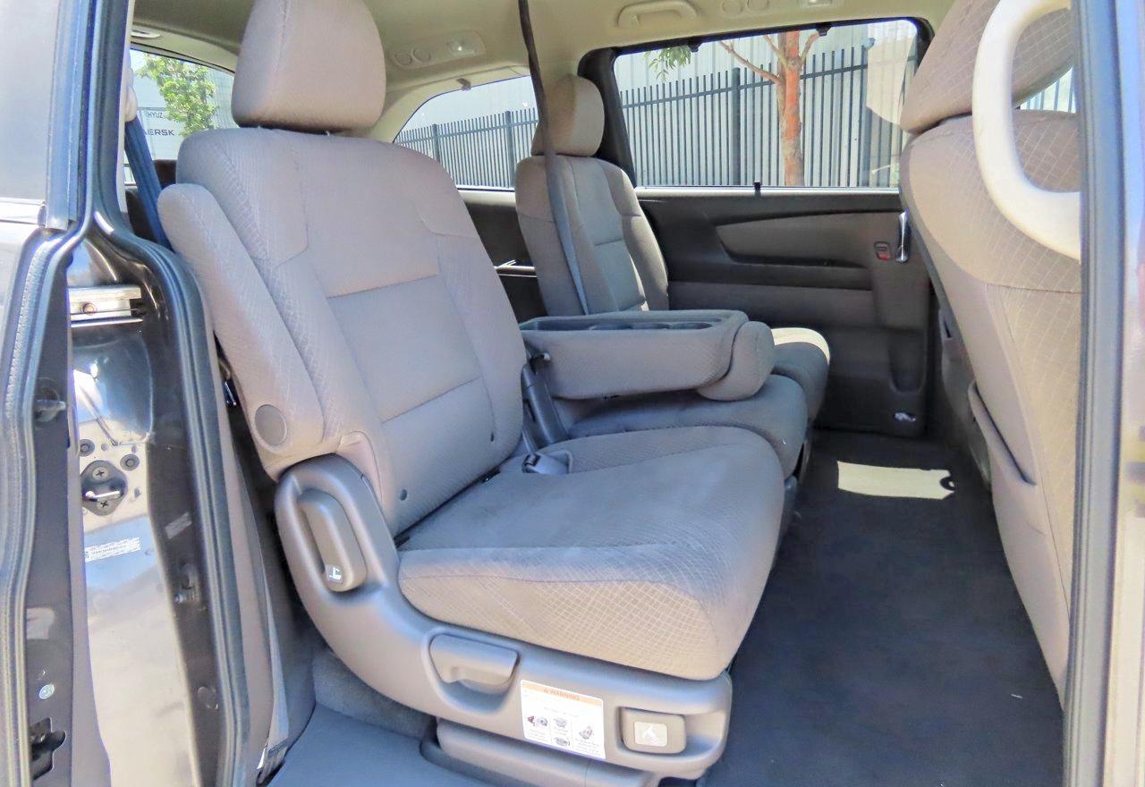 2015 Honda Odyssey Ex - Image 6