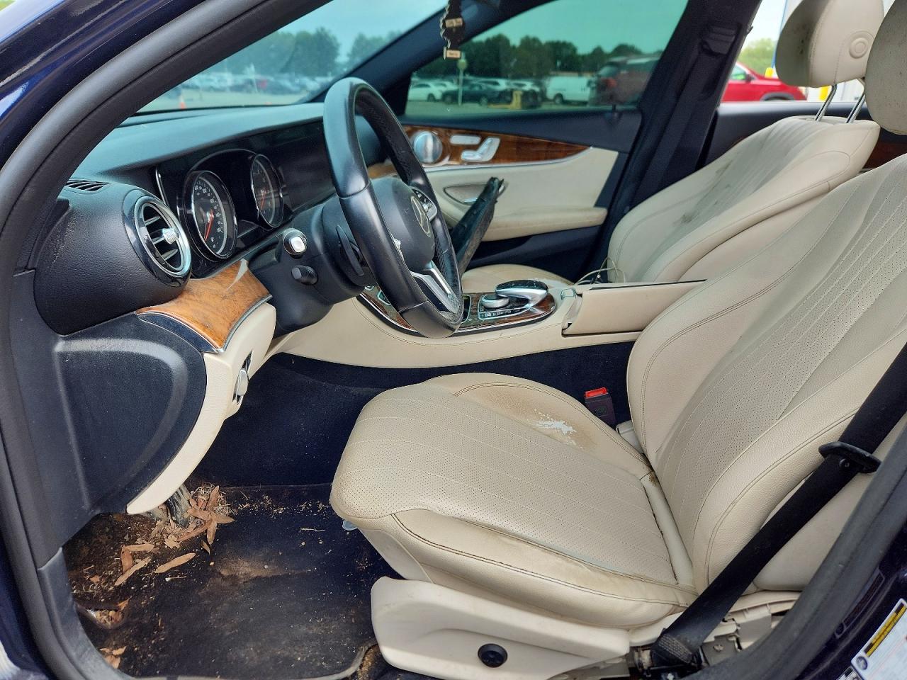 2019 Mercedes-Benz E 300 4Matic - Фото 7