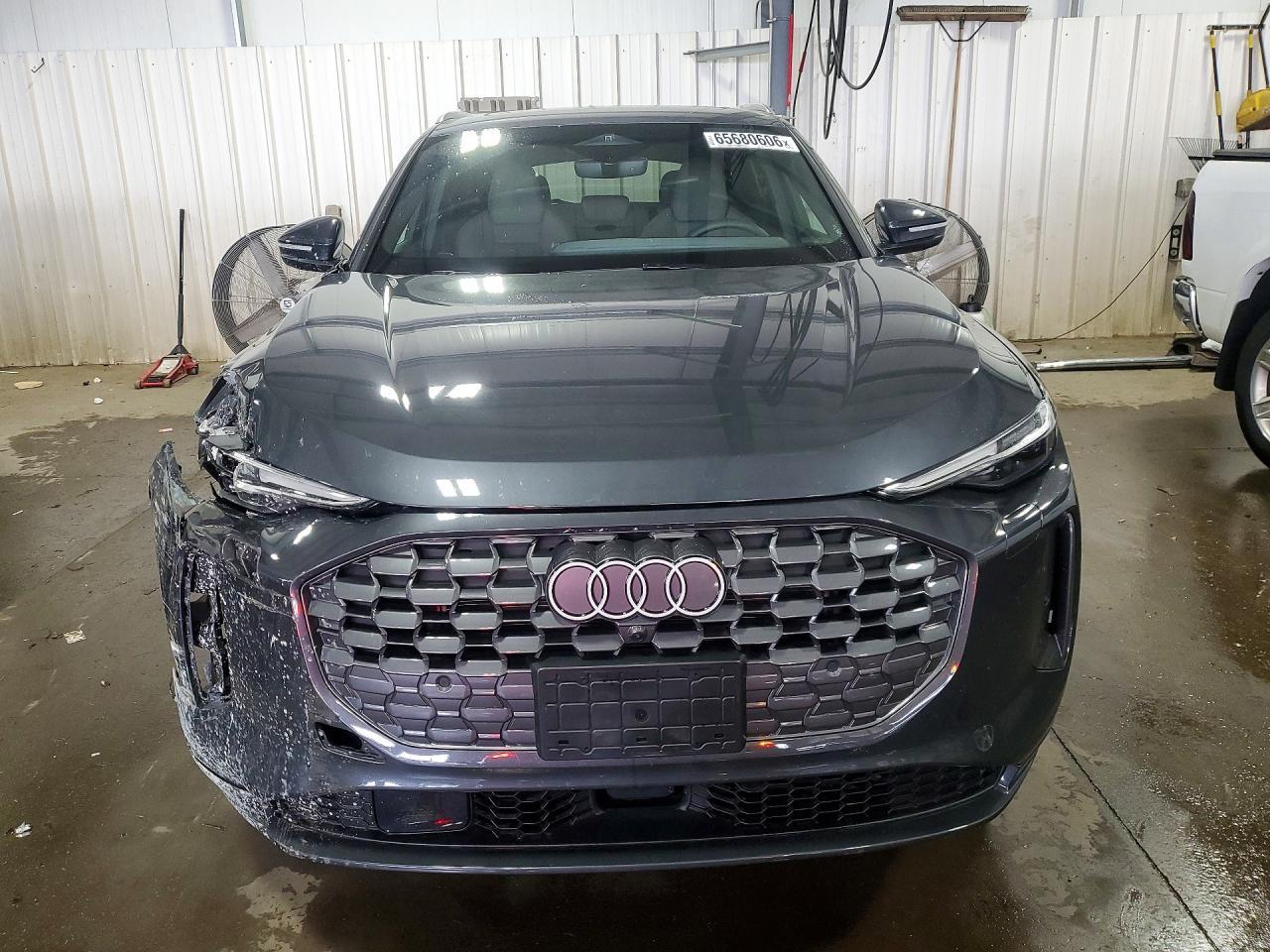2025 Audi Q5 Premium Plus - Image 5