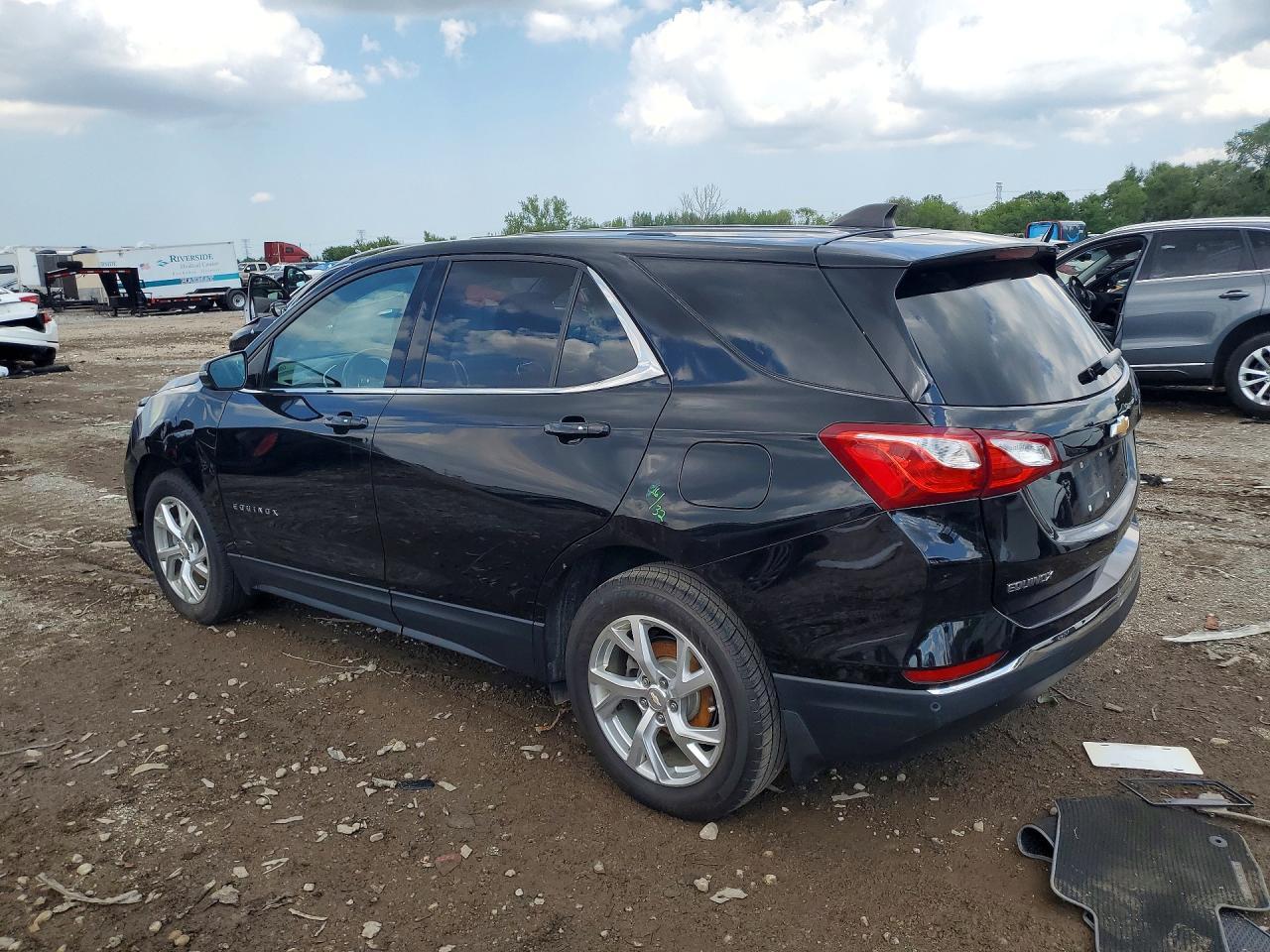 2019 Chevrolet Equinox Lt - Image 2