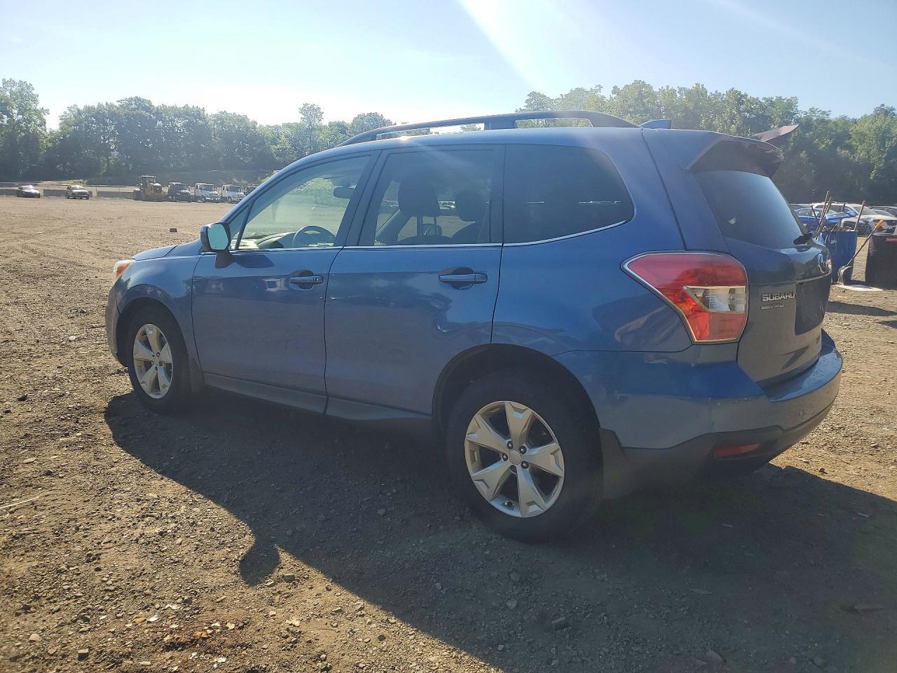 2016 Subaru Forester 2.5I Limited - Фото 2