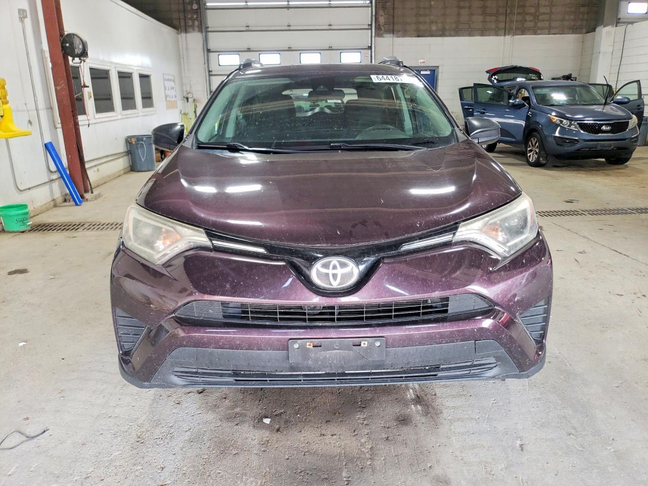 2017 Toyota Rav4 Le - Фото 5