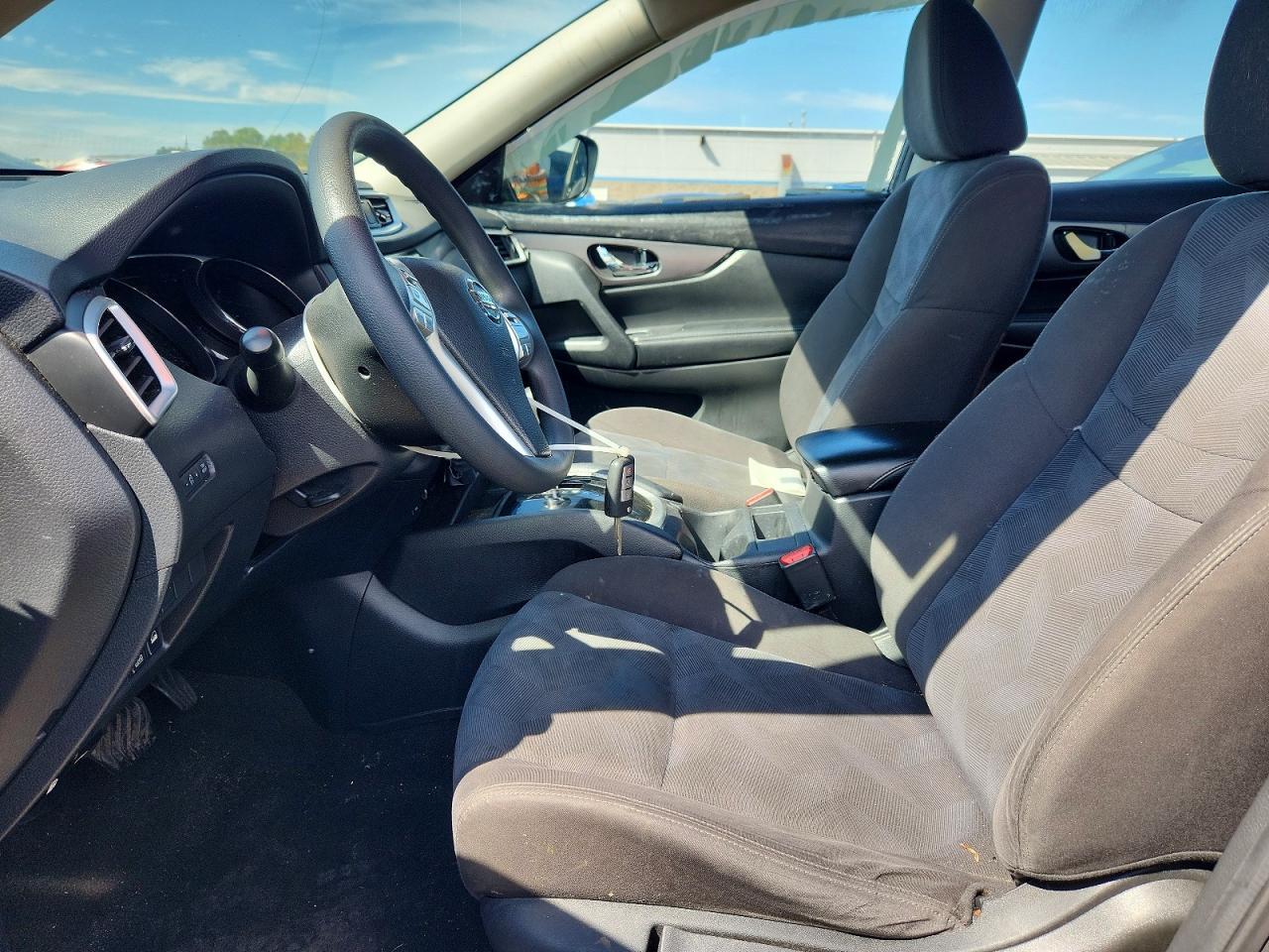2016 Nissan Rogue - Image 7
