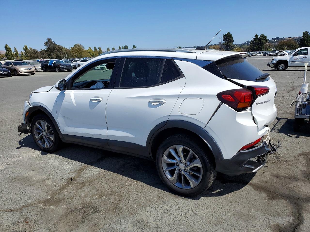 2021 Buick Encore Gx Essence - Фото 2