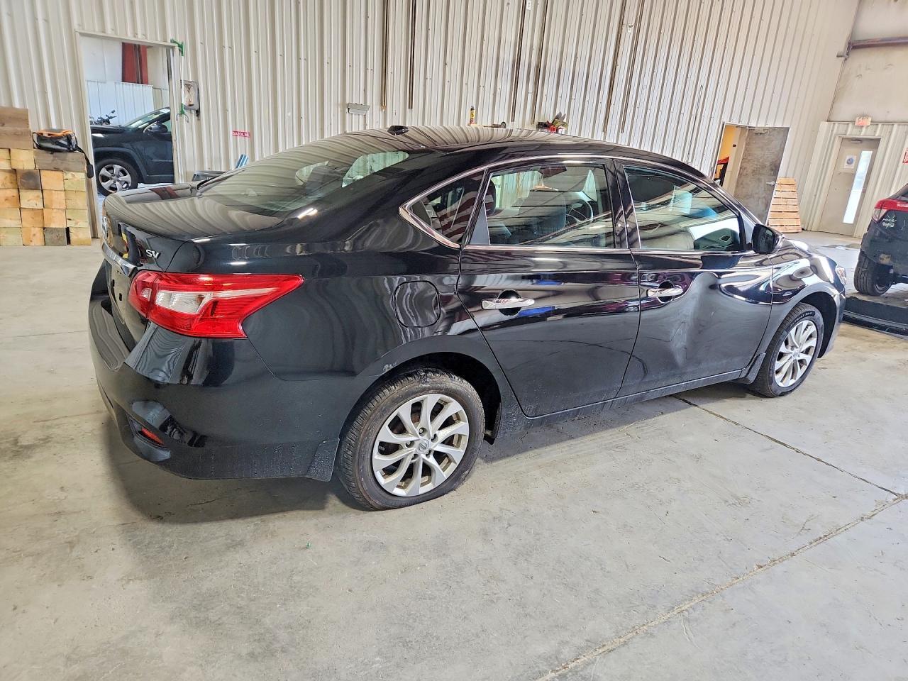 2017 Nissan Sentra - Image 3