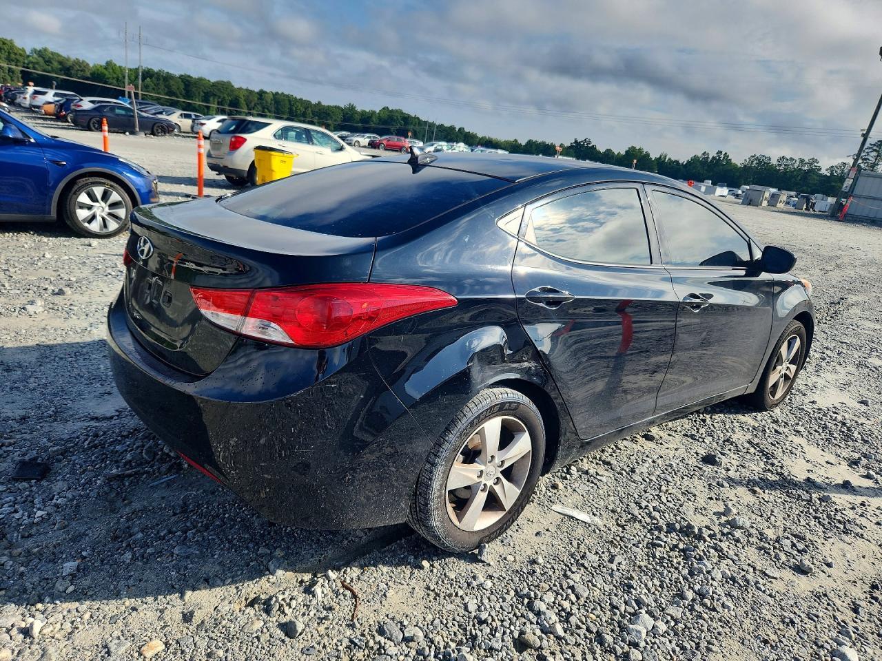 2013 Hyundai Elantra Gls - Фото 3