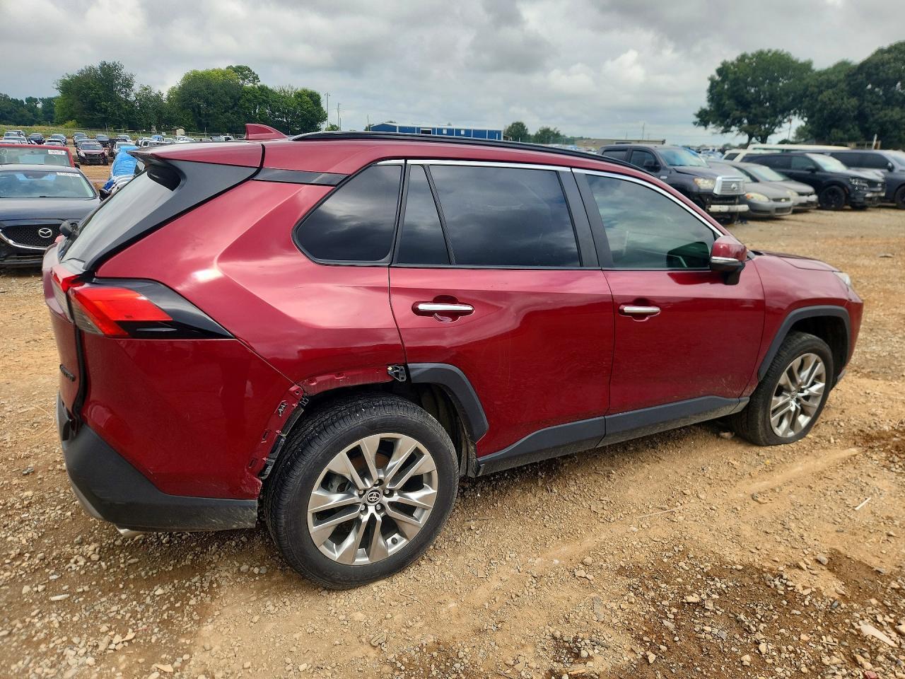 2020 Toyota Rav4 Limited - Фото 3