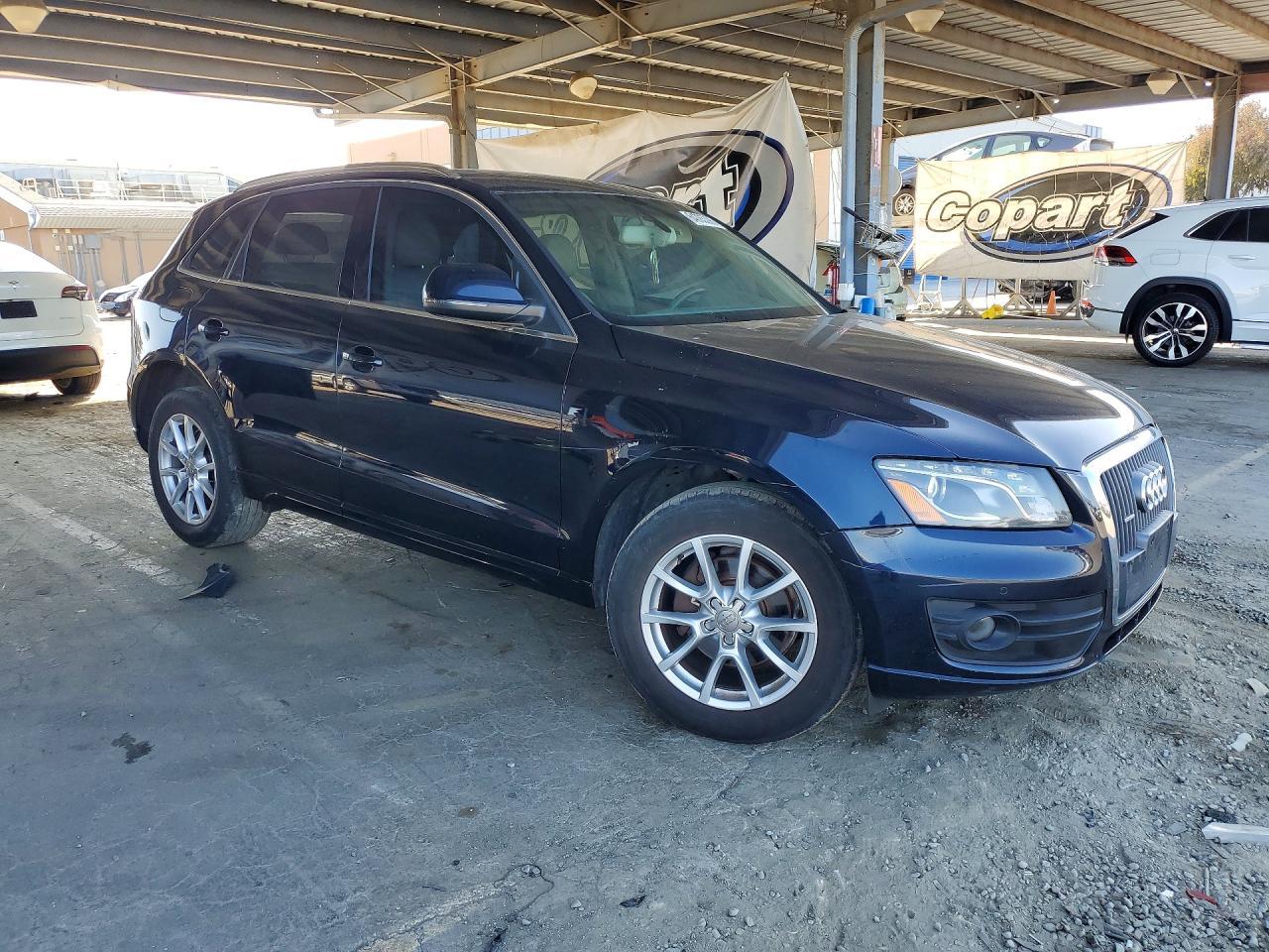 2011 Audi Q5 Premium Plus - Фото 4
